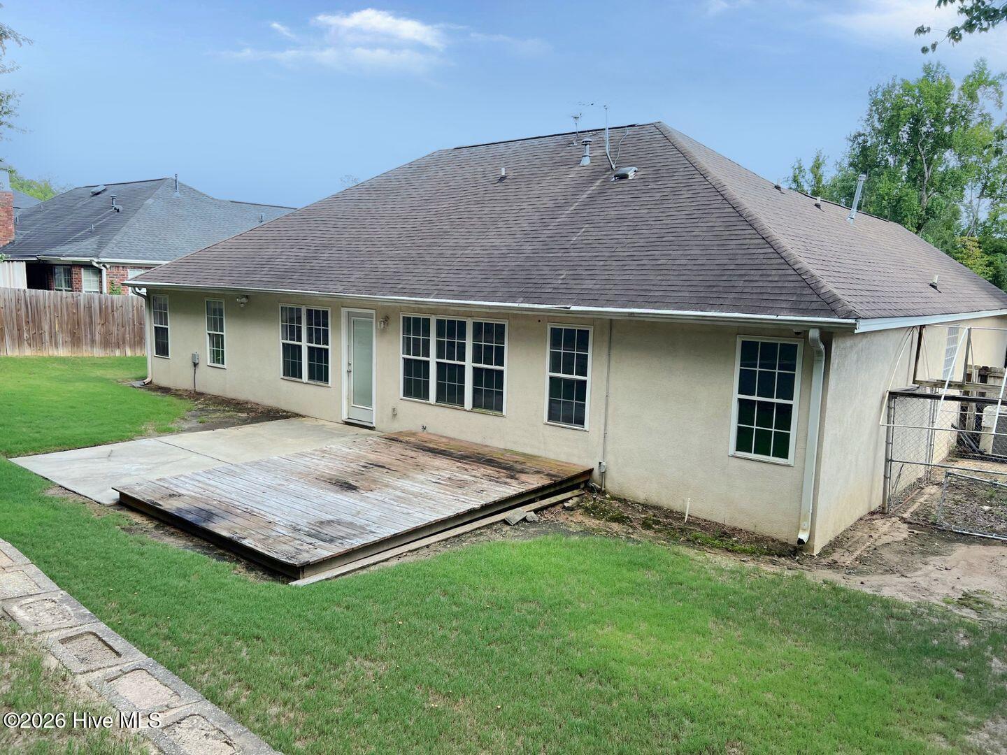 4867 Flagstone Court Property Photo 4