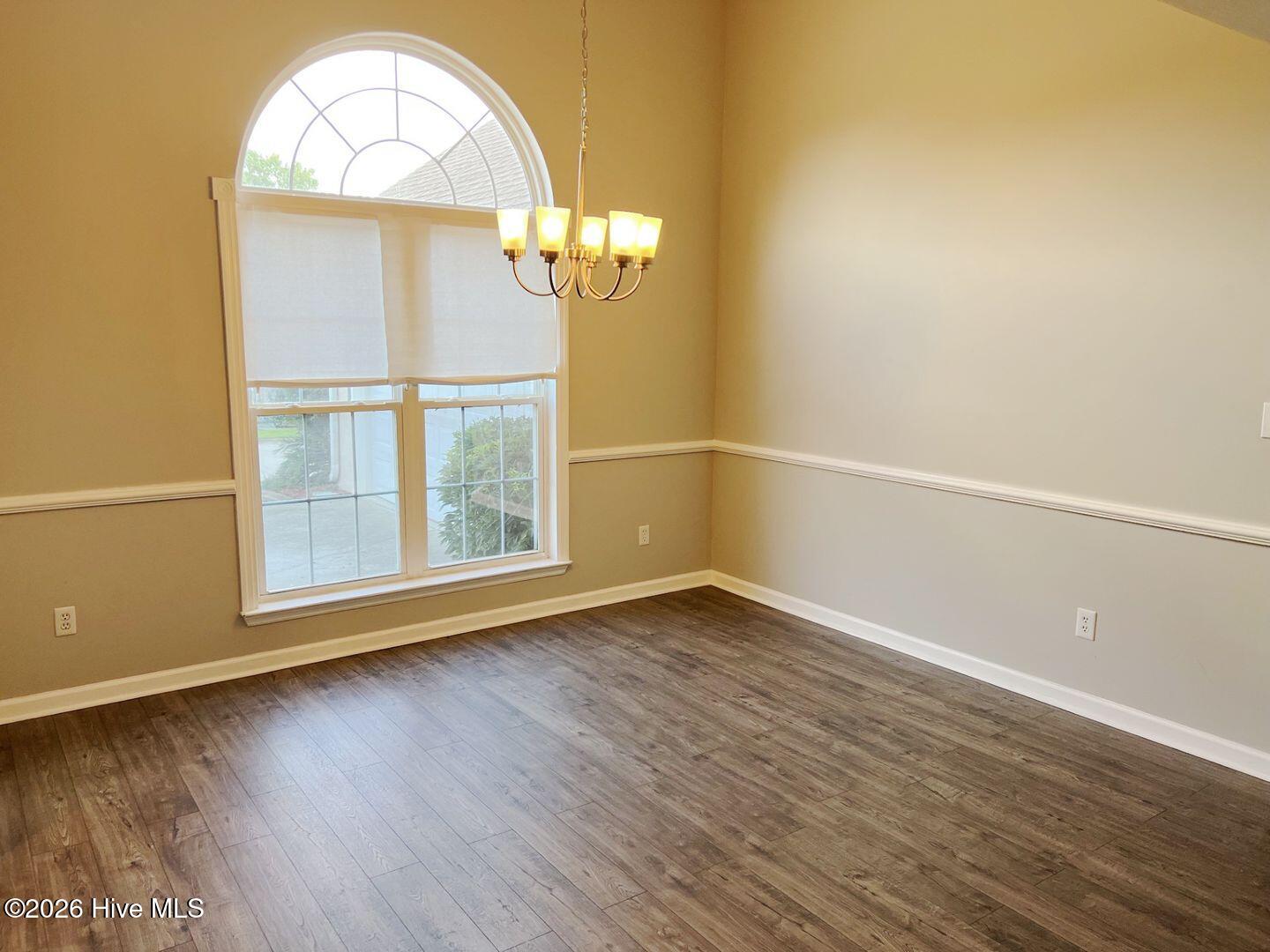 4867 Flagstone Court Property Photo 7