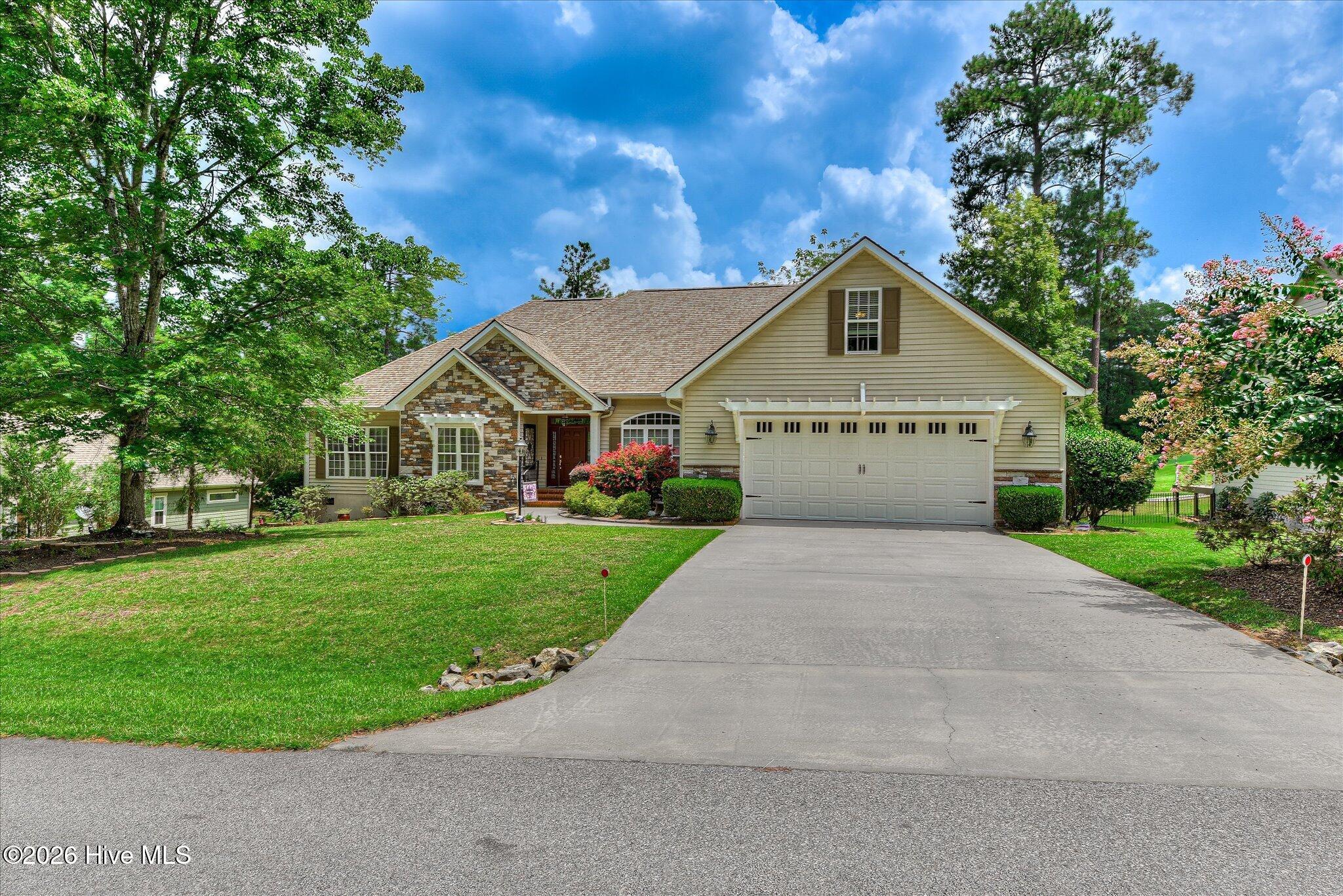 275 Fairway Drive Property Photo 1