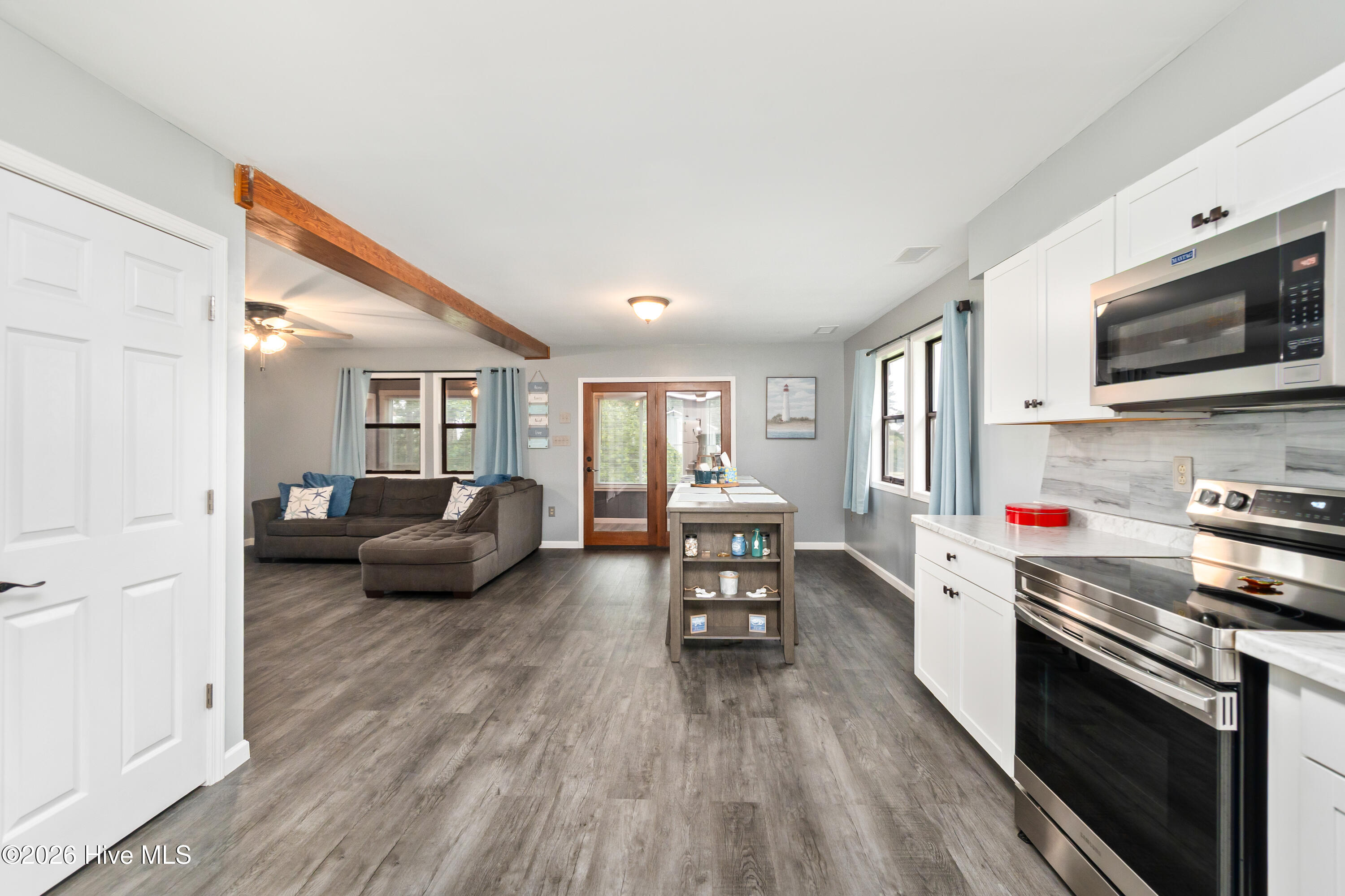 109 Blue Heron Road Property Photo 8
