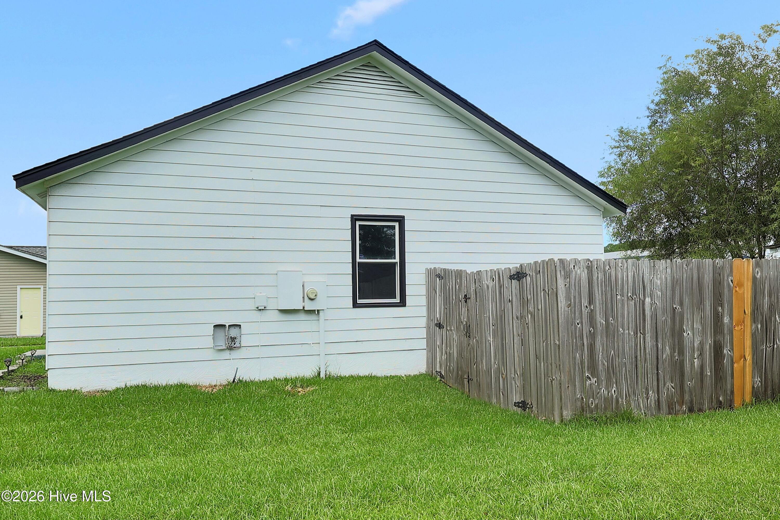 109 Milestone Court Property Photo 37
