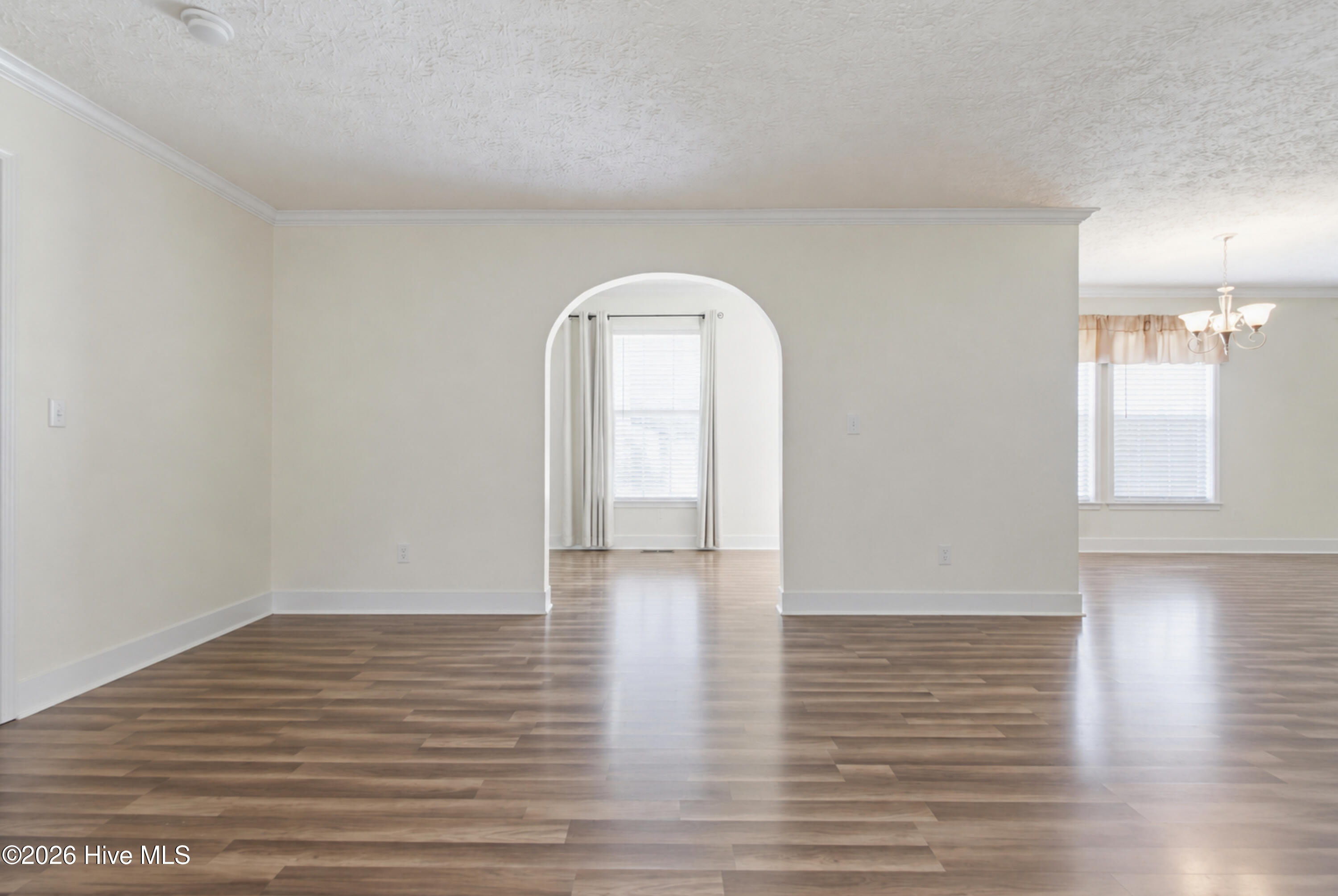 1002 First Avenue Property Photo 9