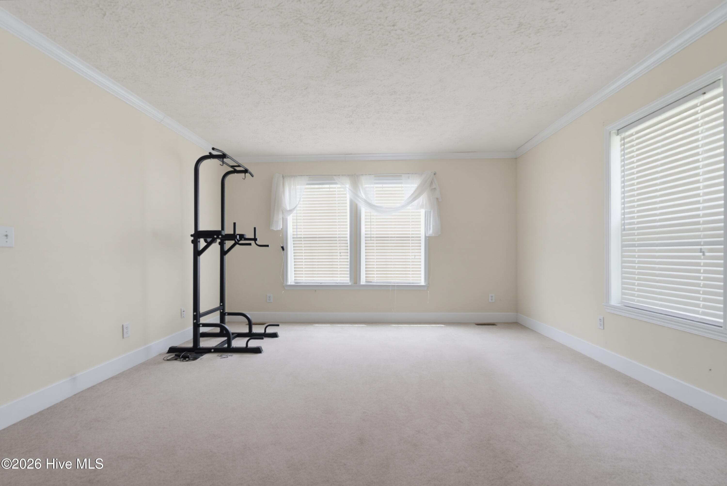 1002 First Avenue Property Photo 16