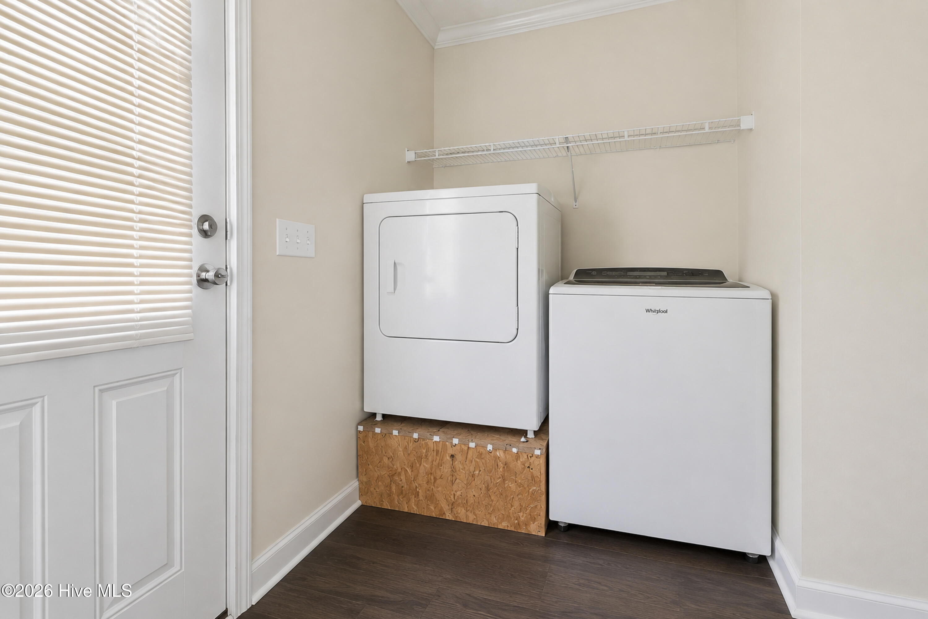 1002 First Avenue Property Photo 29