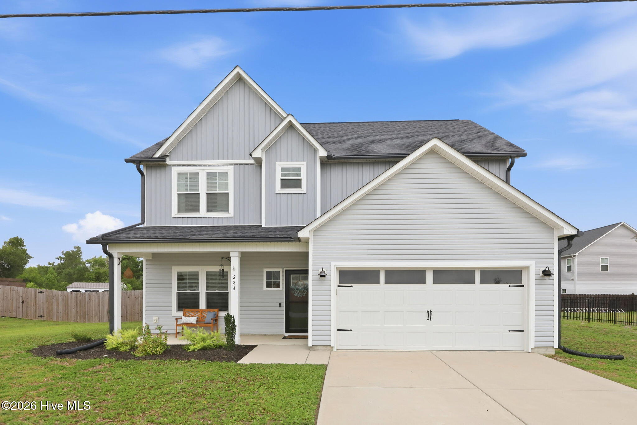 284 E Ivybridge Drive Property Photo 1
