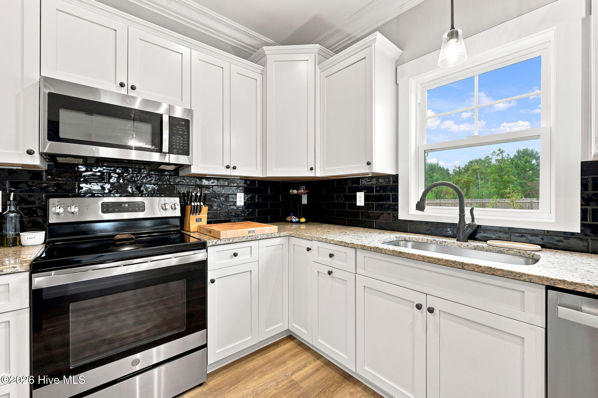 284 E Ivybridge Drive Property Photo 10