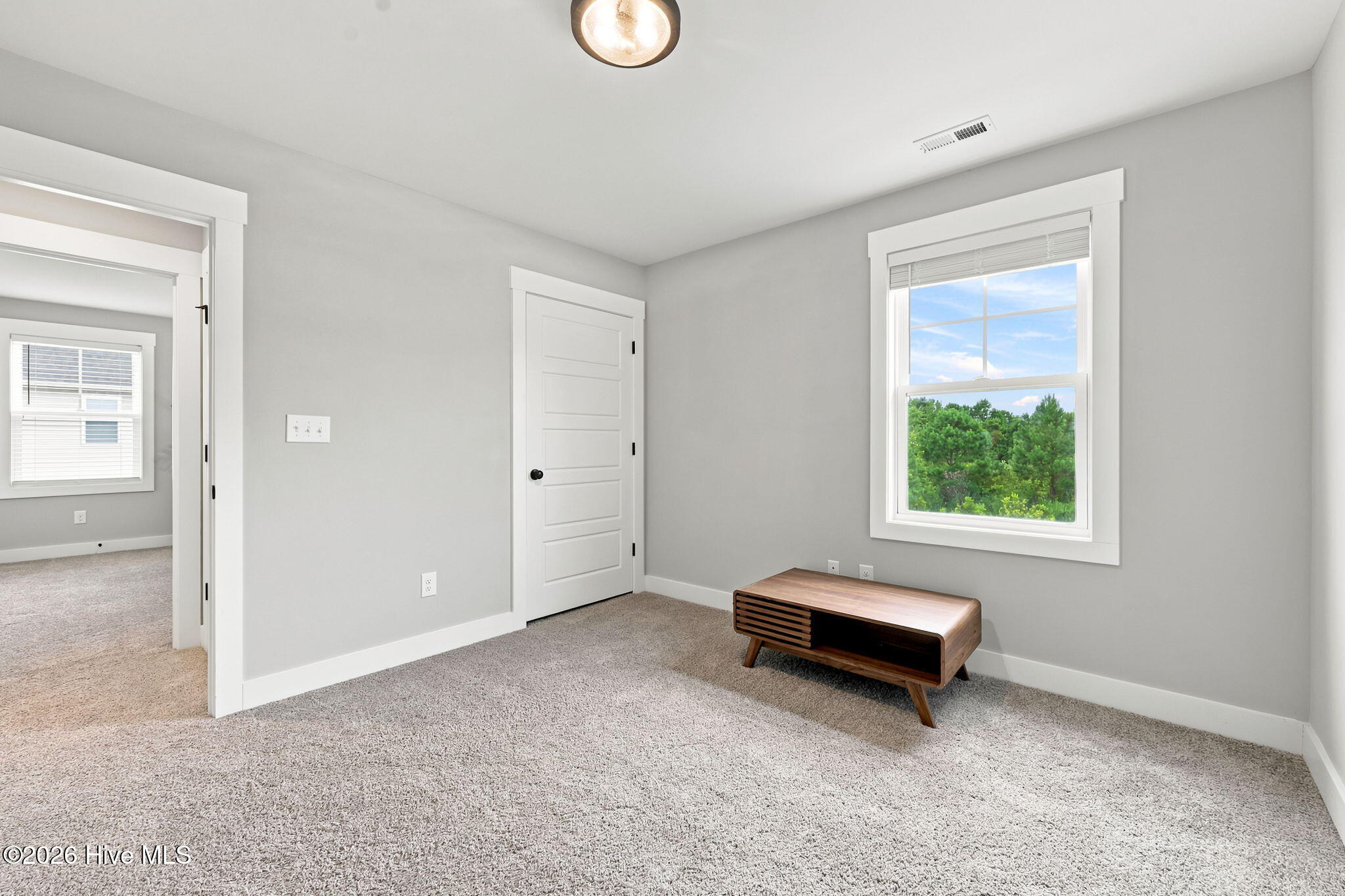 284 E Ivybridge Drive Property Photo 48