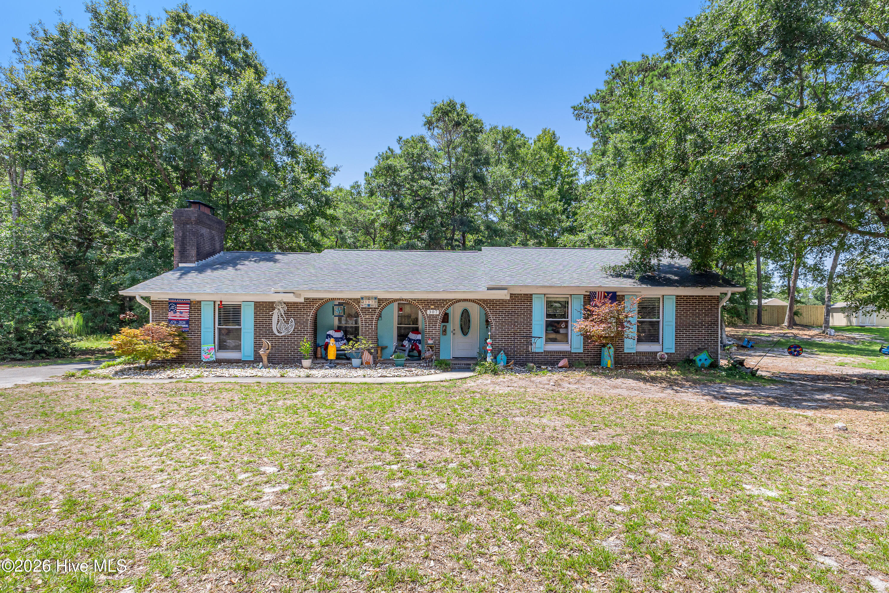 307 Yaupon Drive Property Photo 1