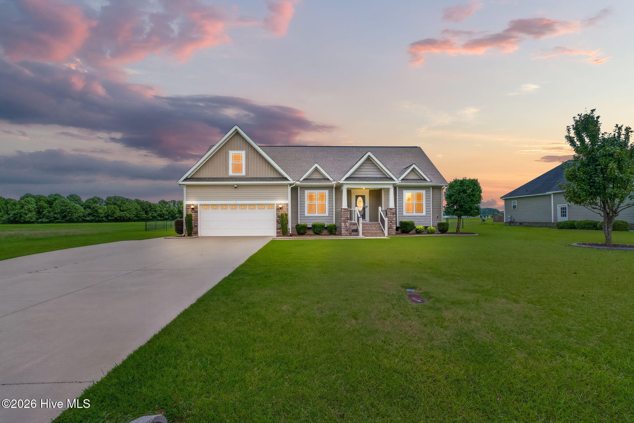 210 Willowbrook Drive Property Photo 1