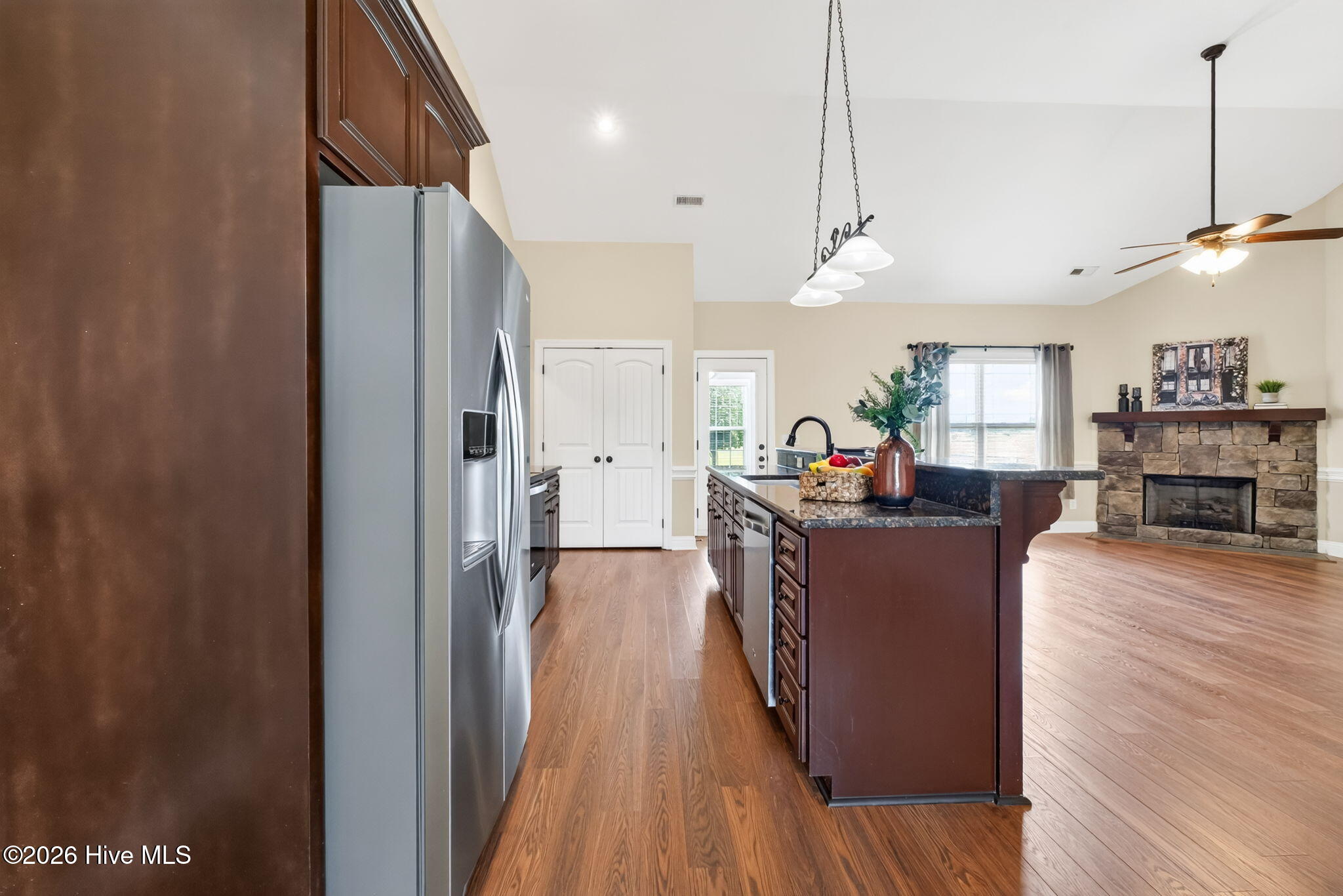 210 Willowbrook Drive Property Photo 8