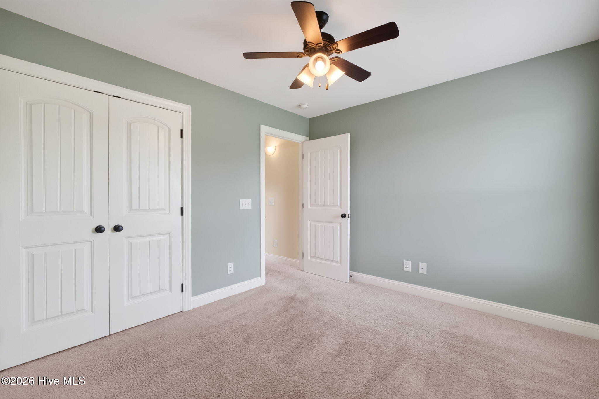 210 Willowbrook Drive Property Photo 24