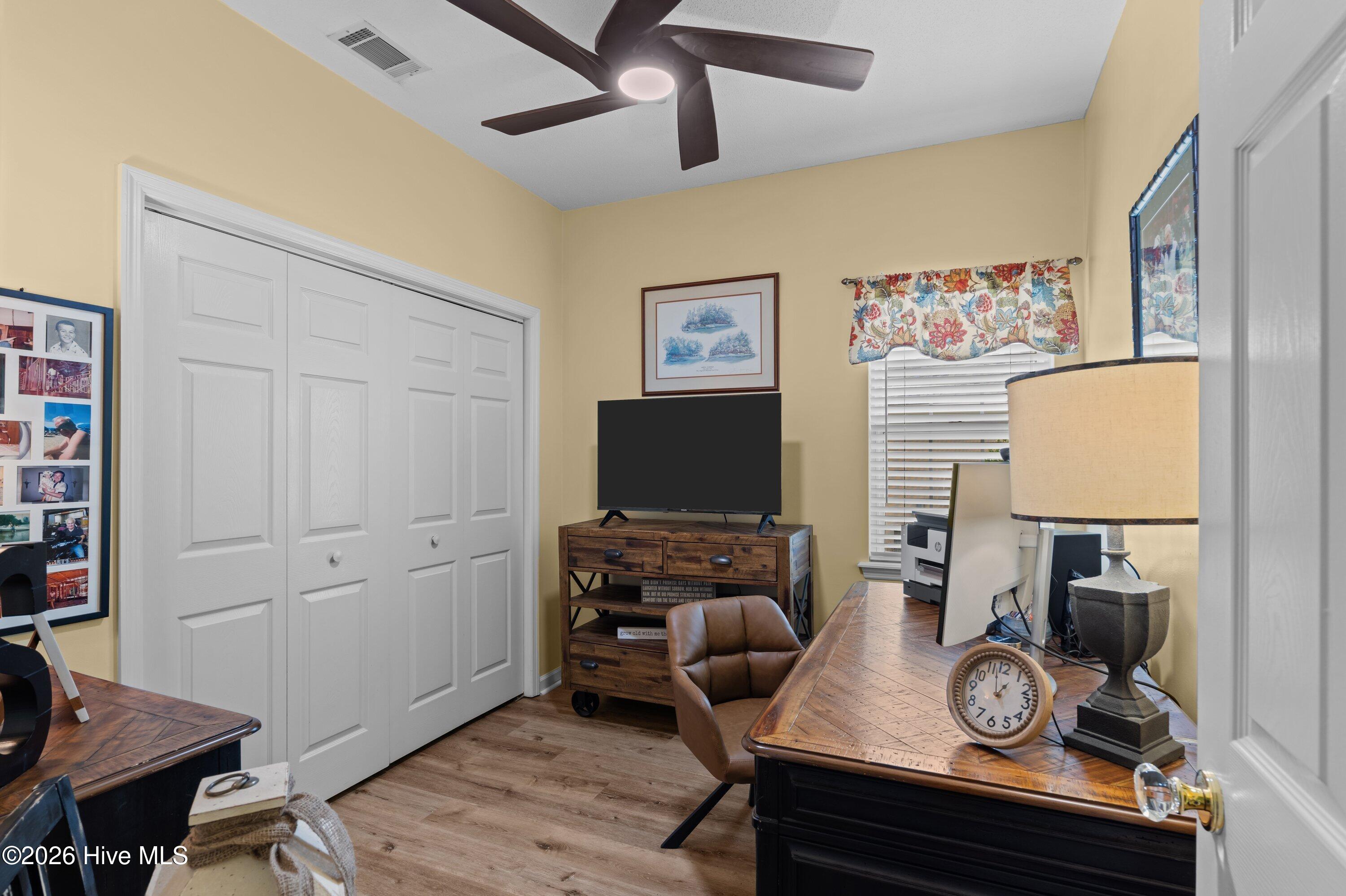 561 Live Oak Court Property Photo 12