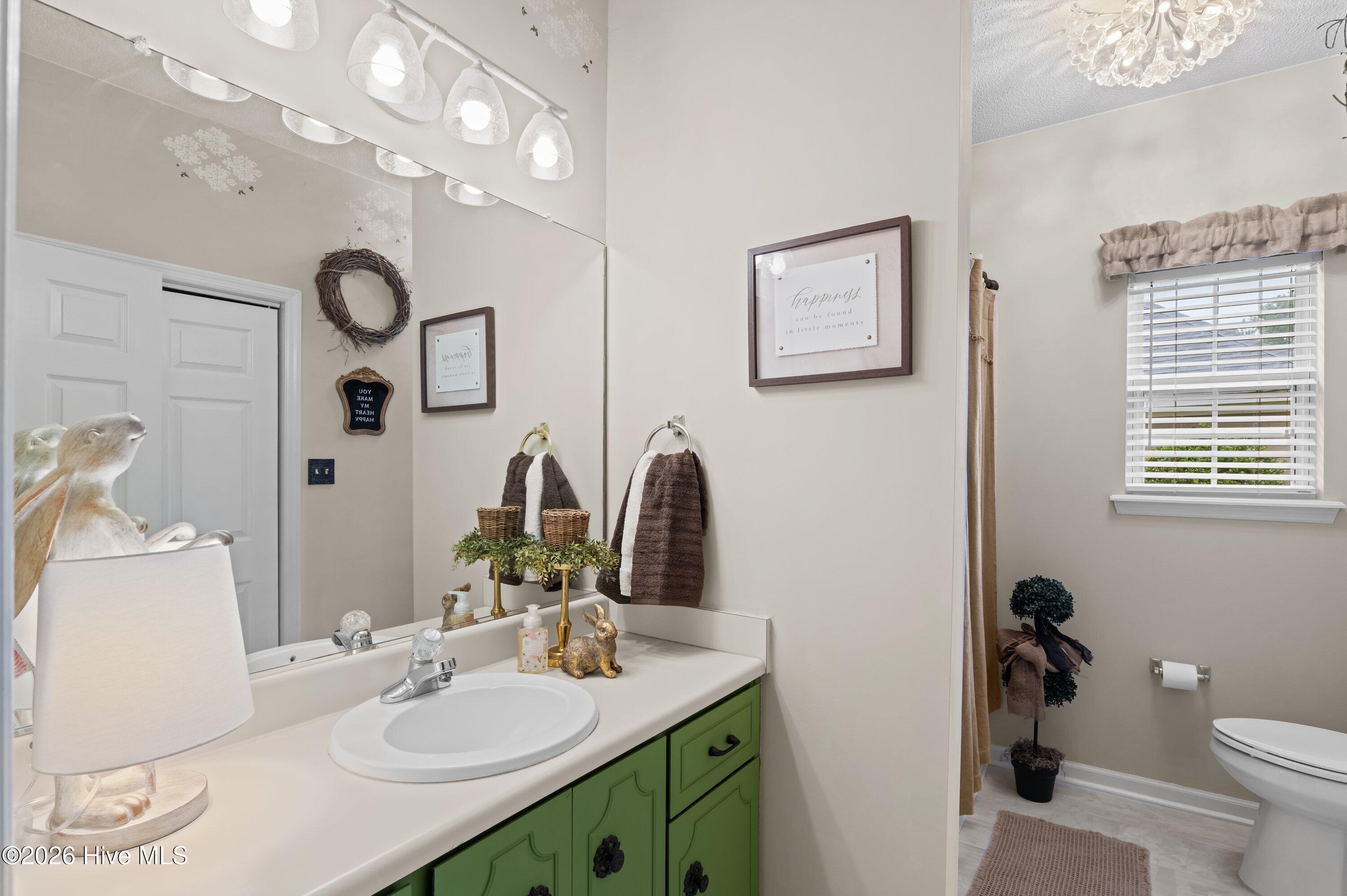561 Live Oak Court Property Photo 13