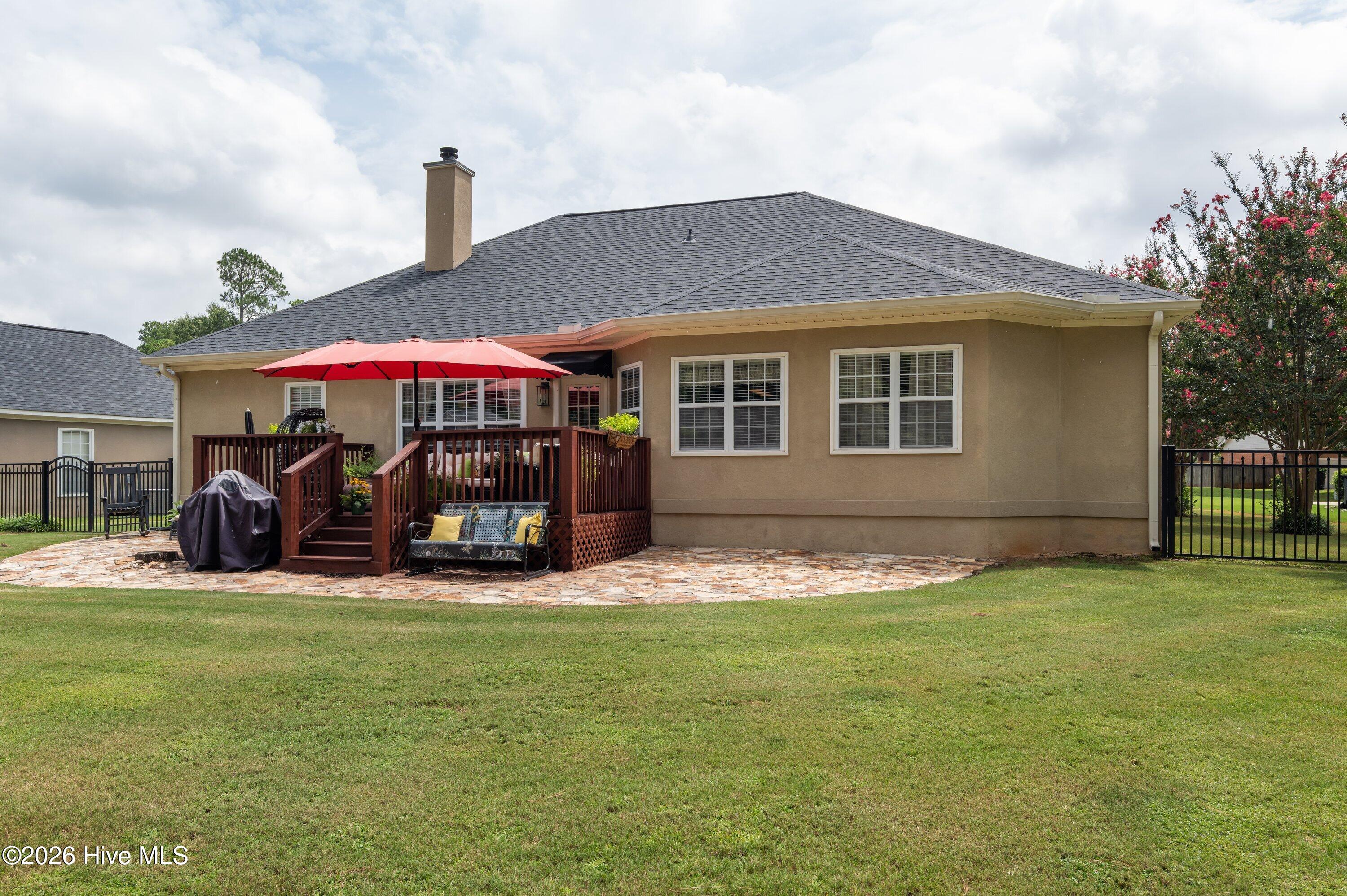 561 Live Oak Court Property Photo 33