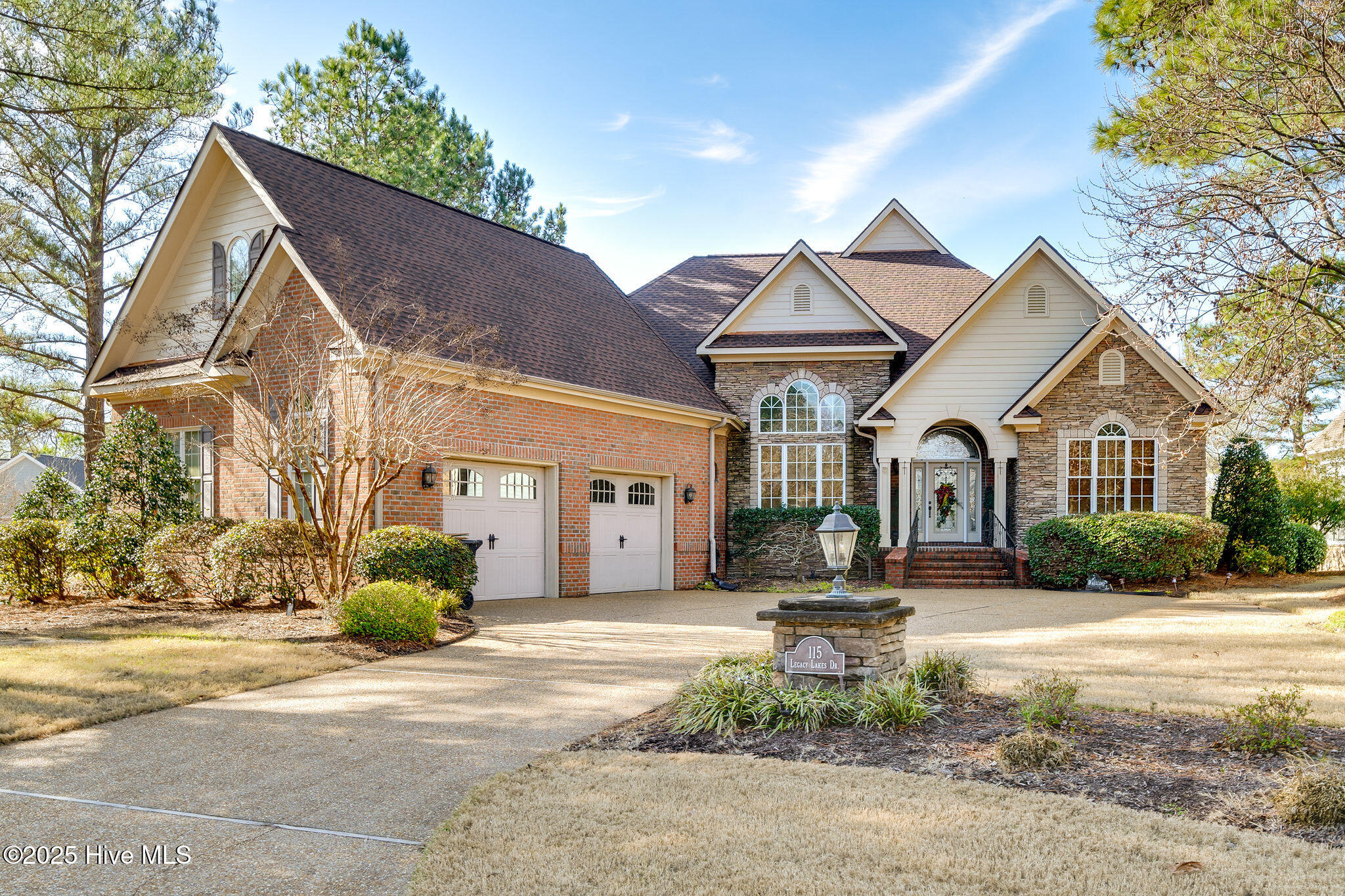 115 Legacy Lakes Drive Property Photo 5