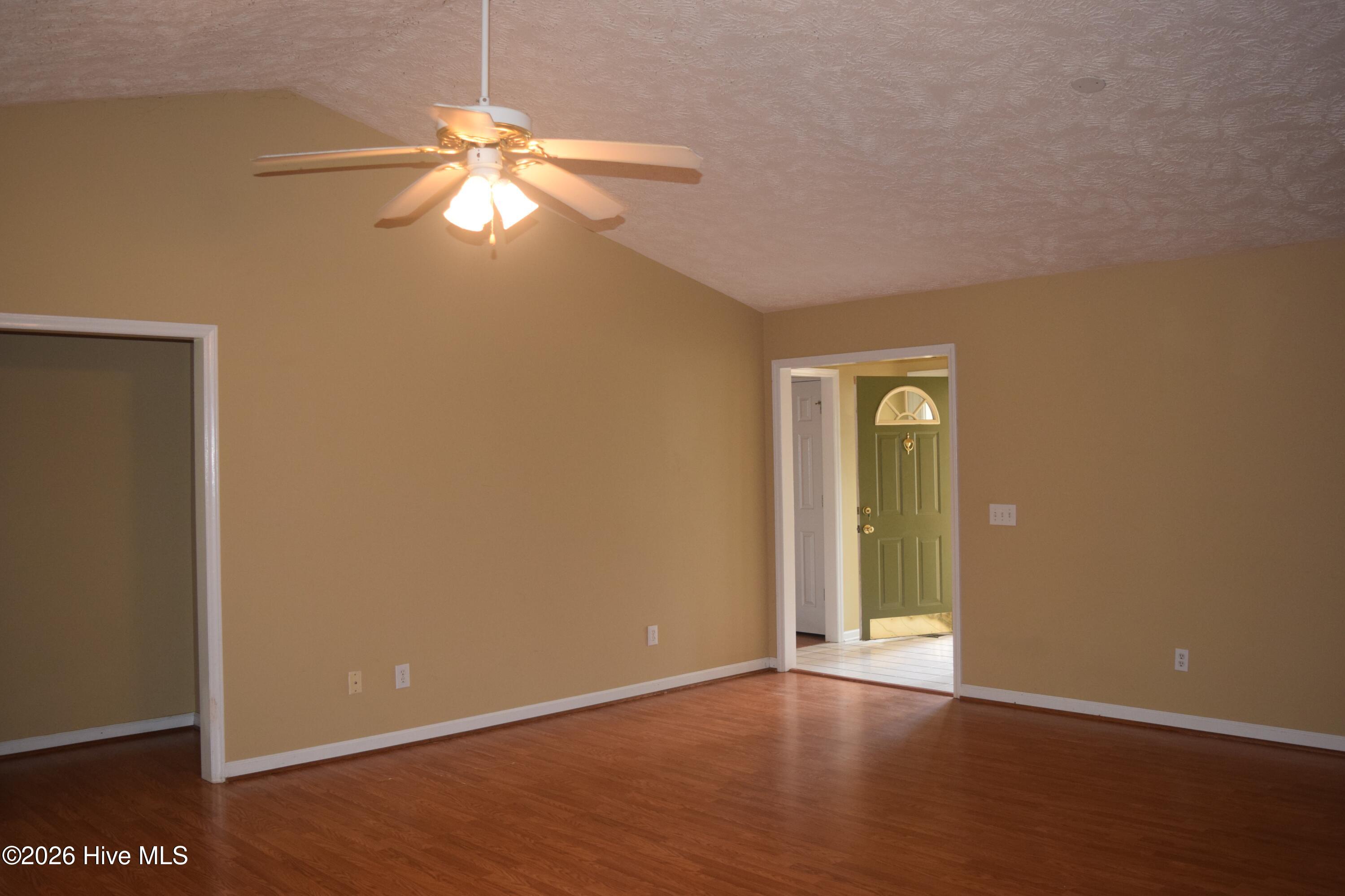 8 Juniper Lane Property Photo 5