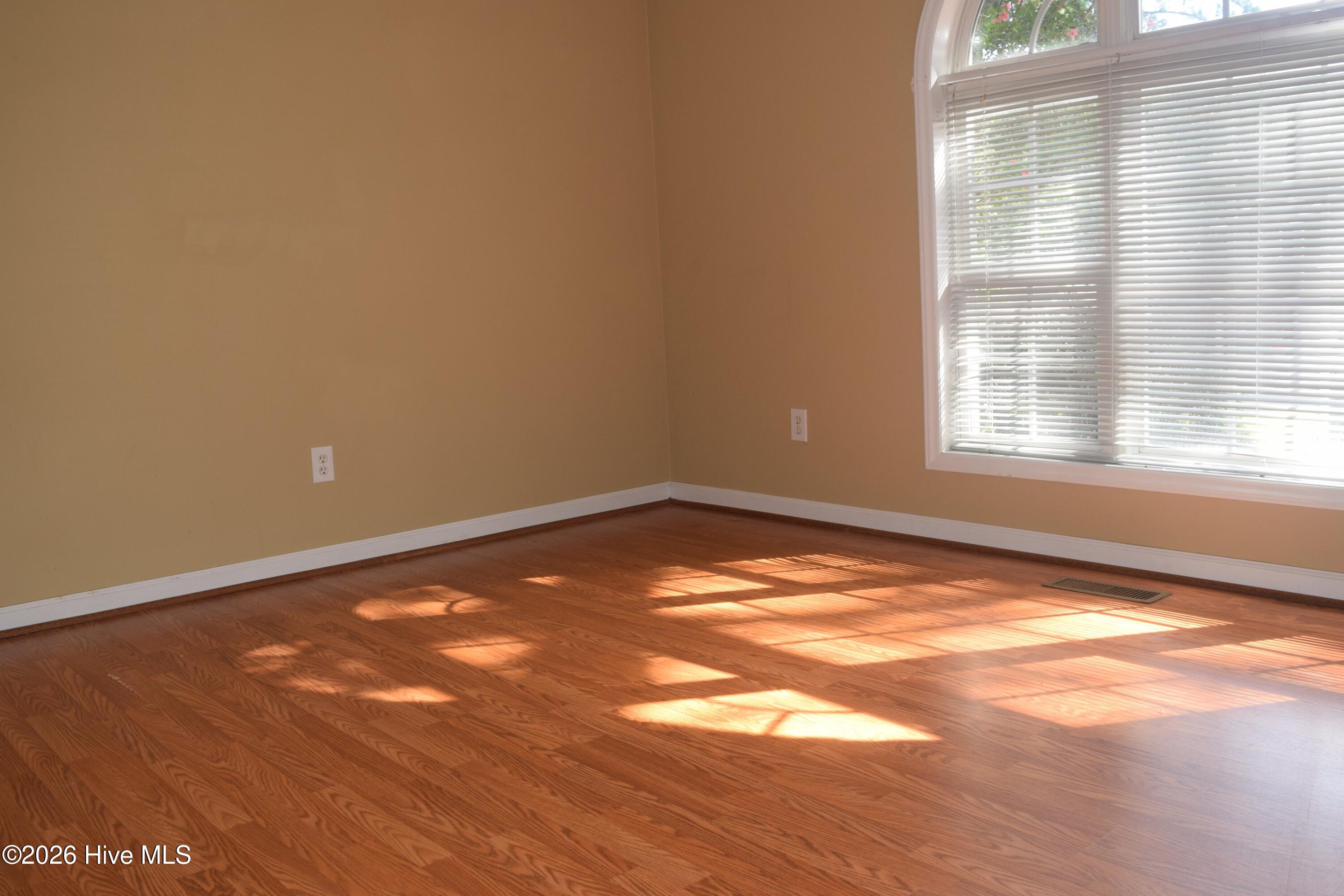 8 Juniper Lane Property Photo 11
