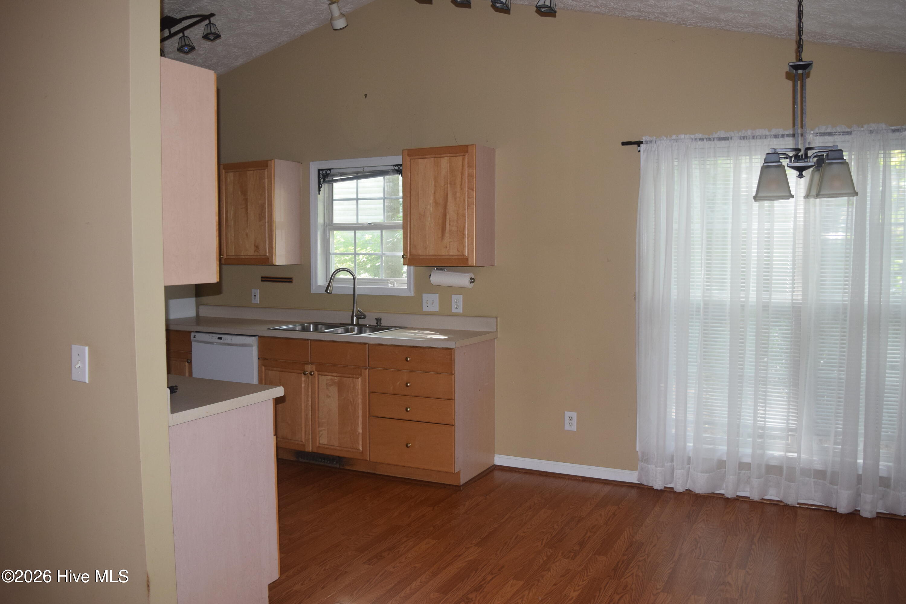 8 Juniper Lane Property Photo 15