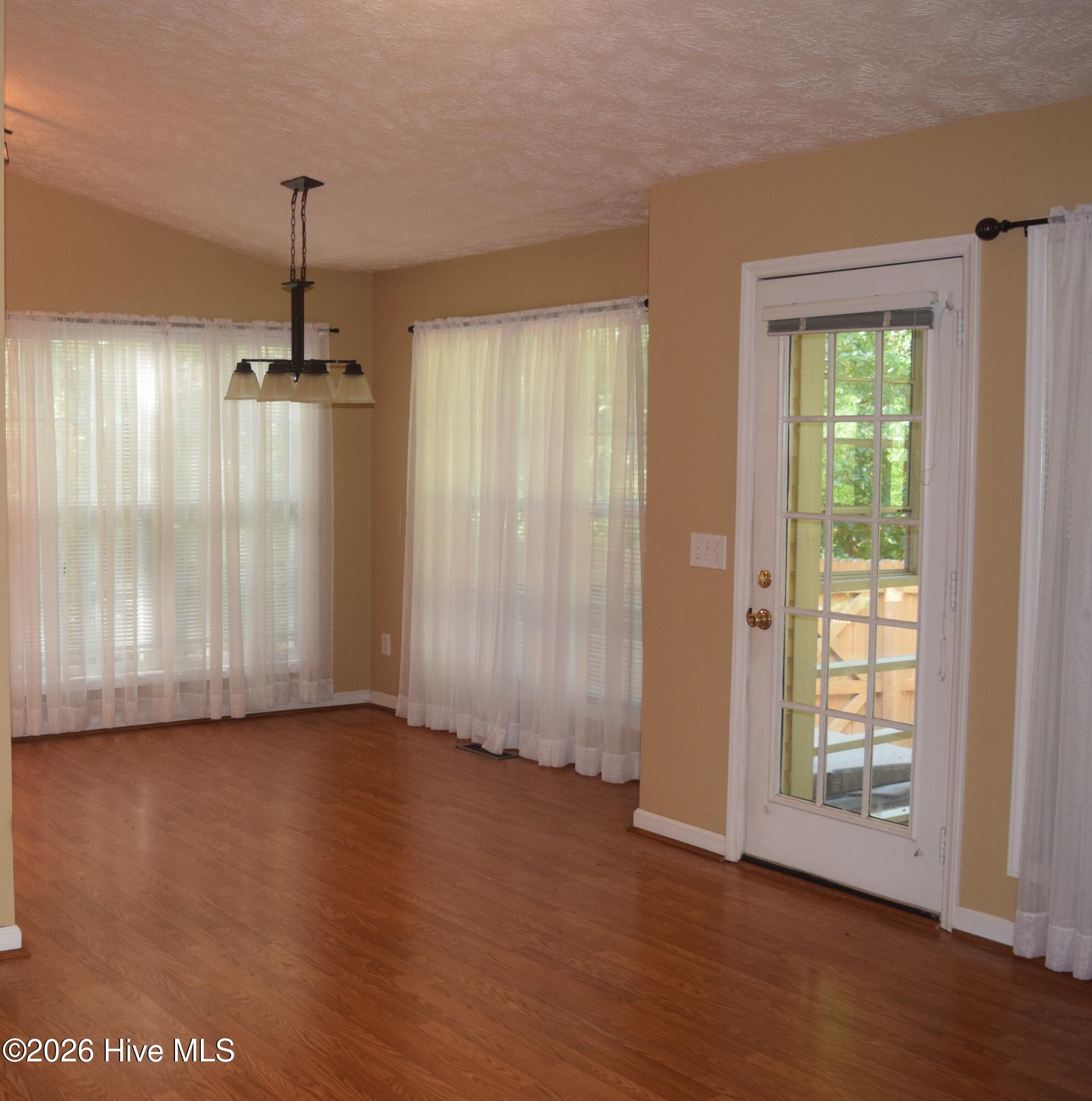 8 Juniper Lane Property Photo 16