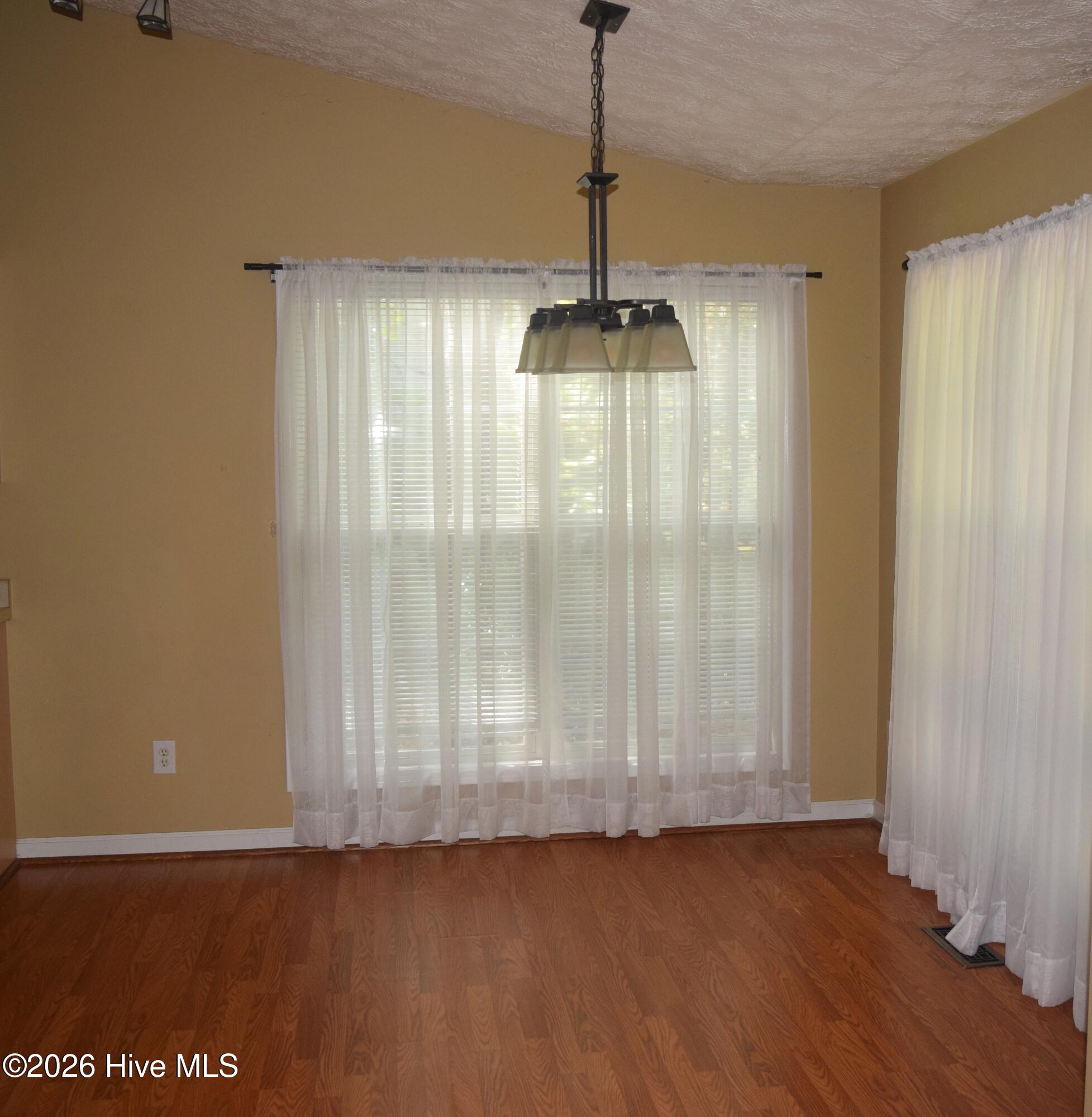 8 Juniper Lane Property Photo 26