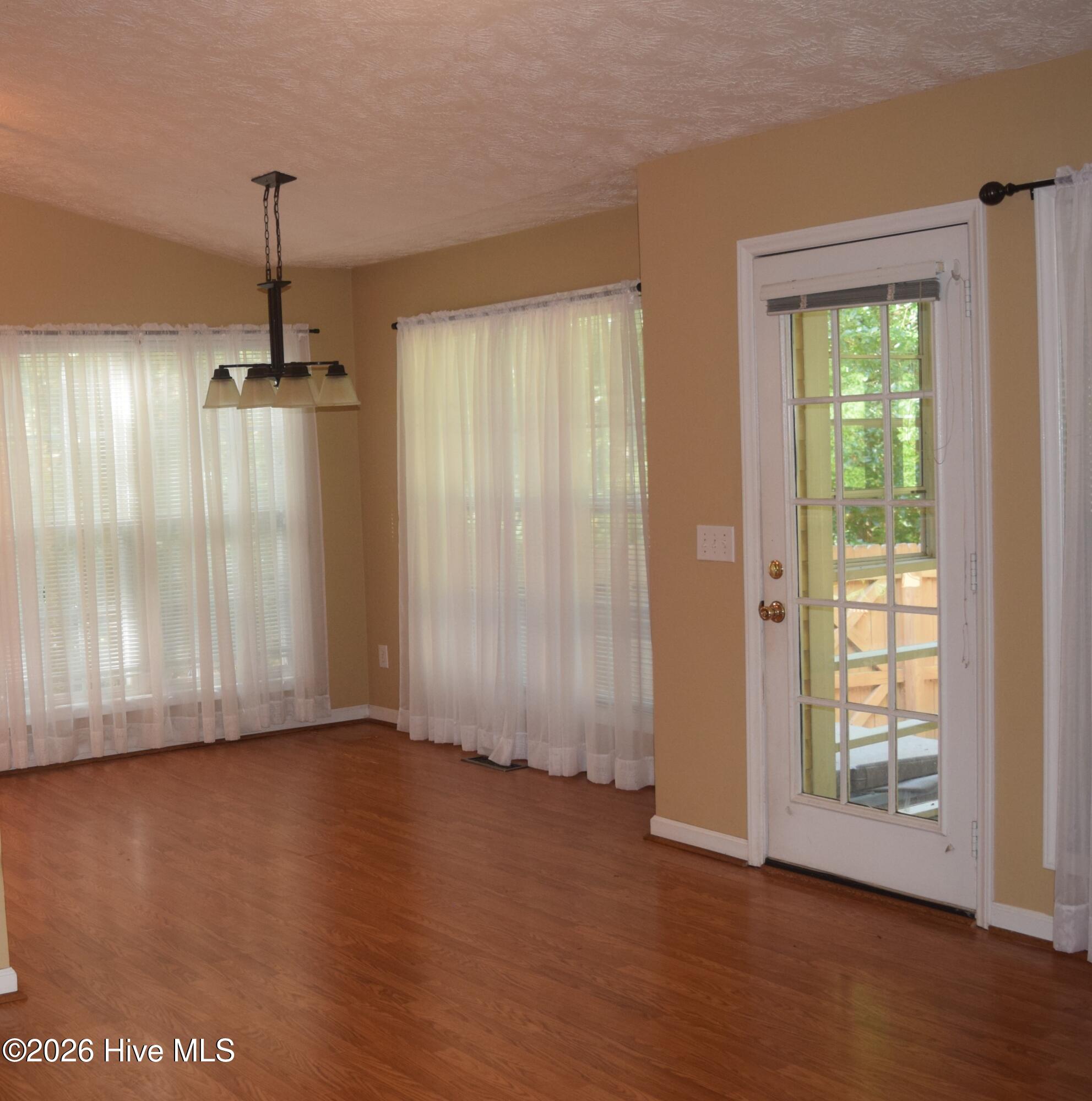 8 Juniper Lane Property Photo 27