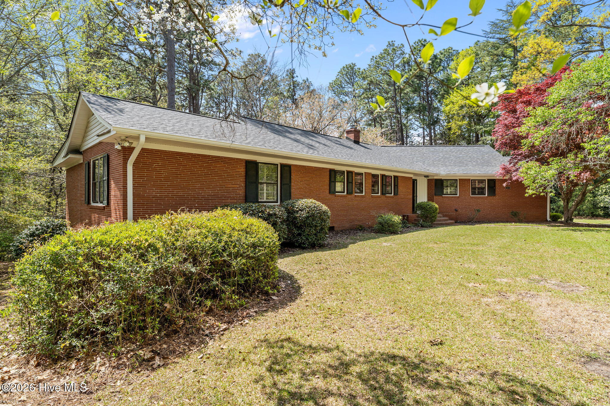 225 Arbutus Road Property Photo 1