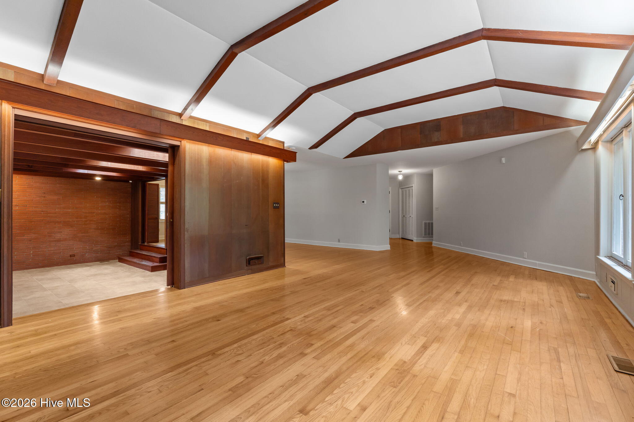 225 Arbutus Road Property Photo 10
