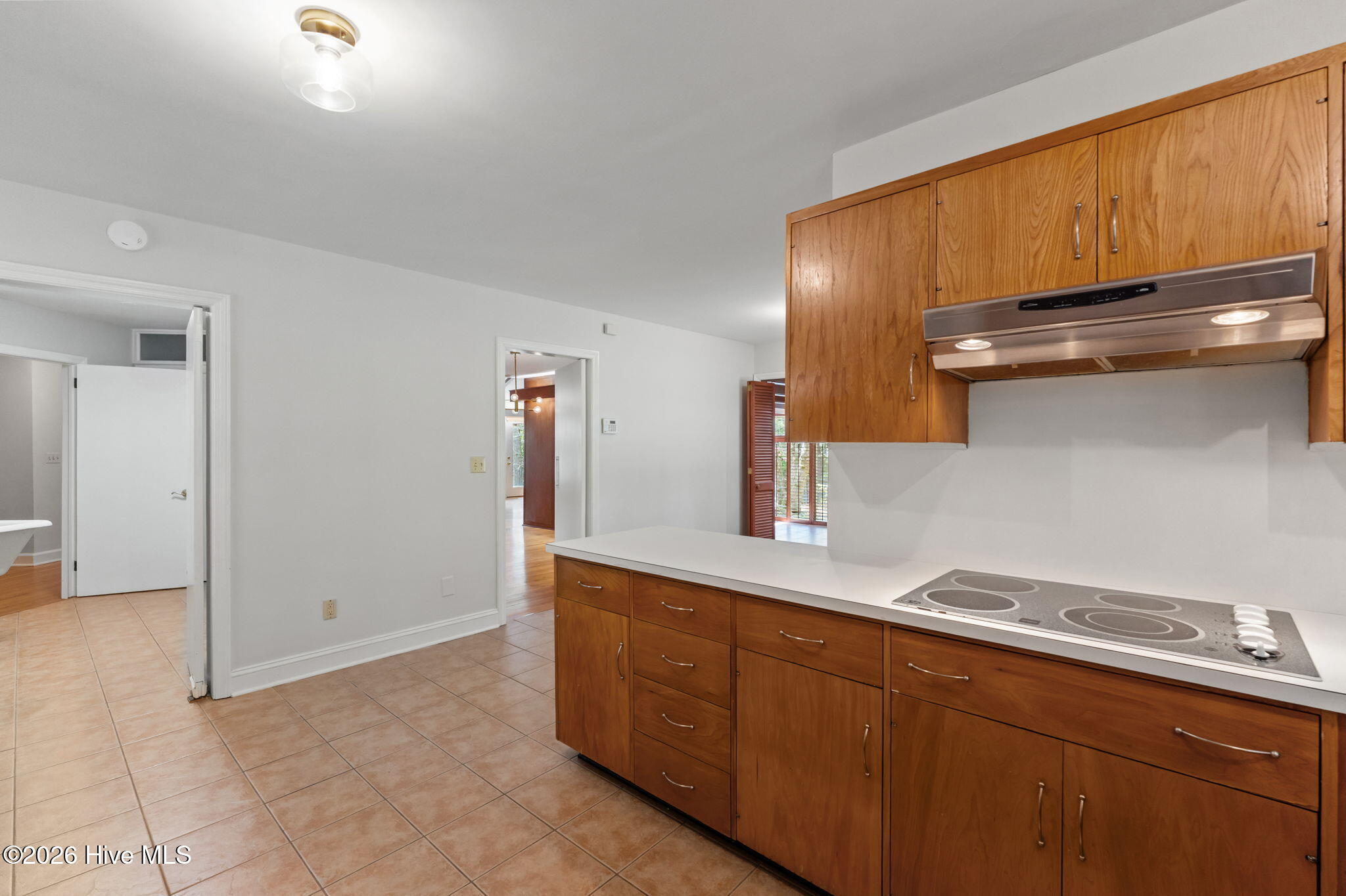 225 Arbutus Road Property Photo 17