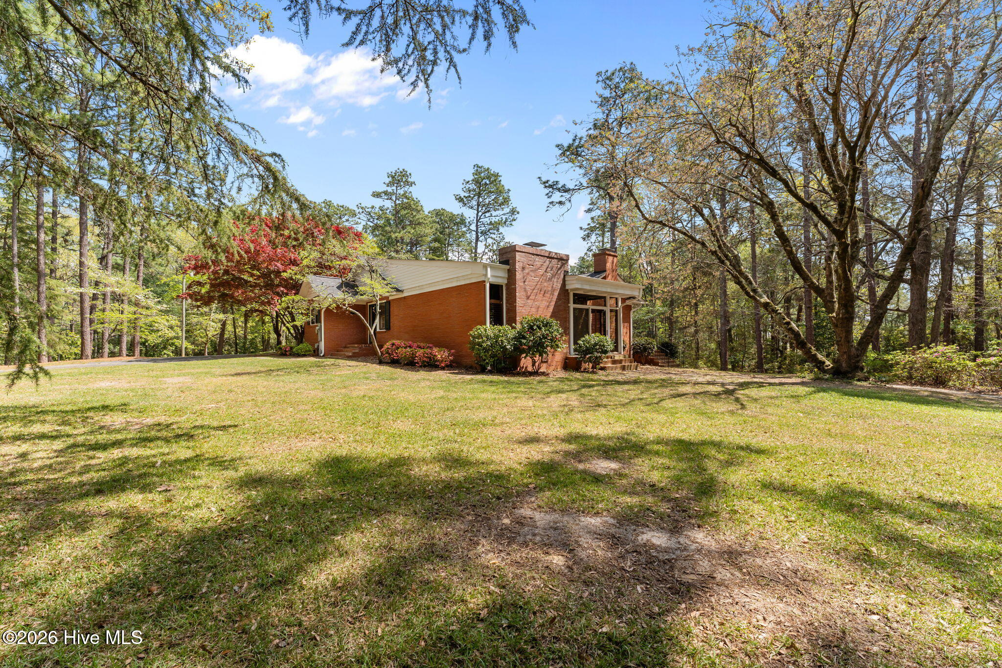 225 Arbutus Road Property Photo 38