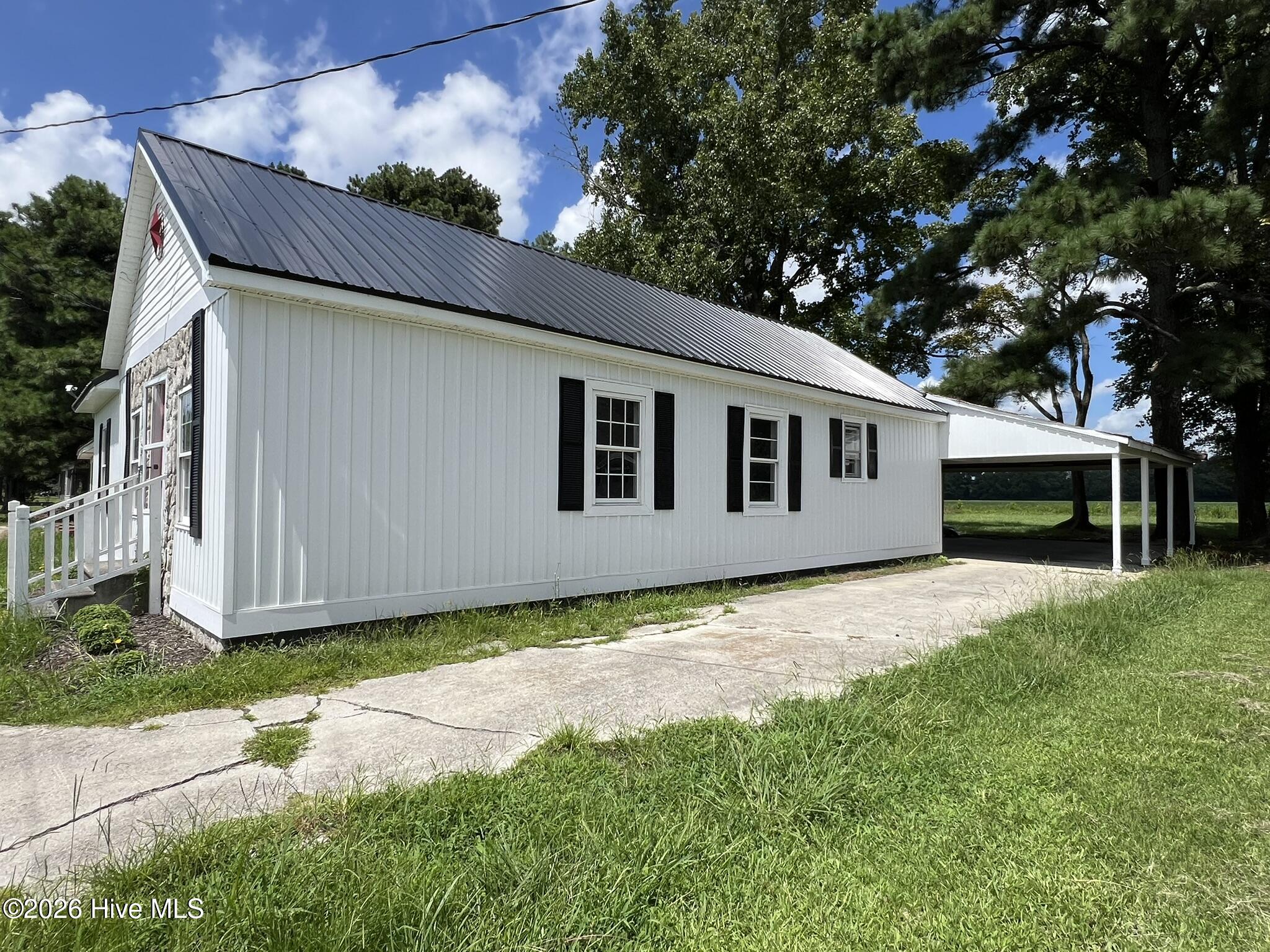 195 Wiggins Road Property Photo 7
