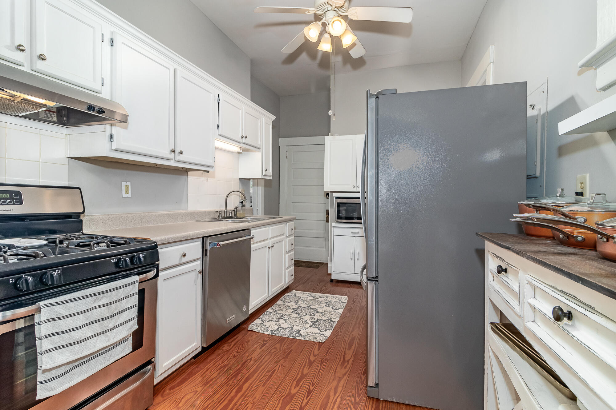 1117 Cobb St Street Property Photo 9
