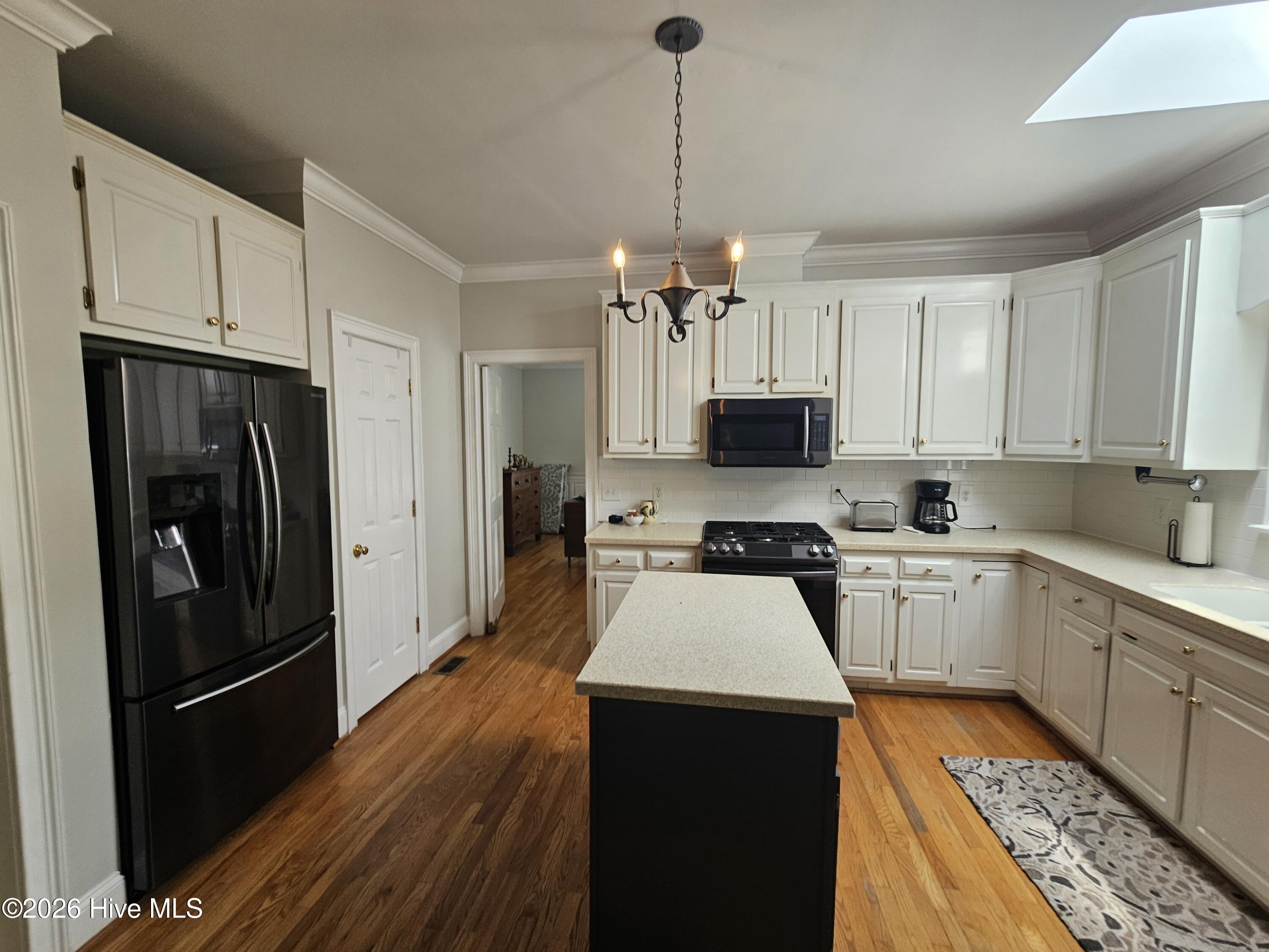 110 Foxcroft Drive Property Photo 12