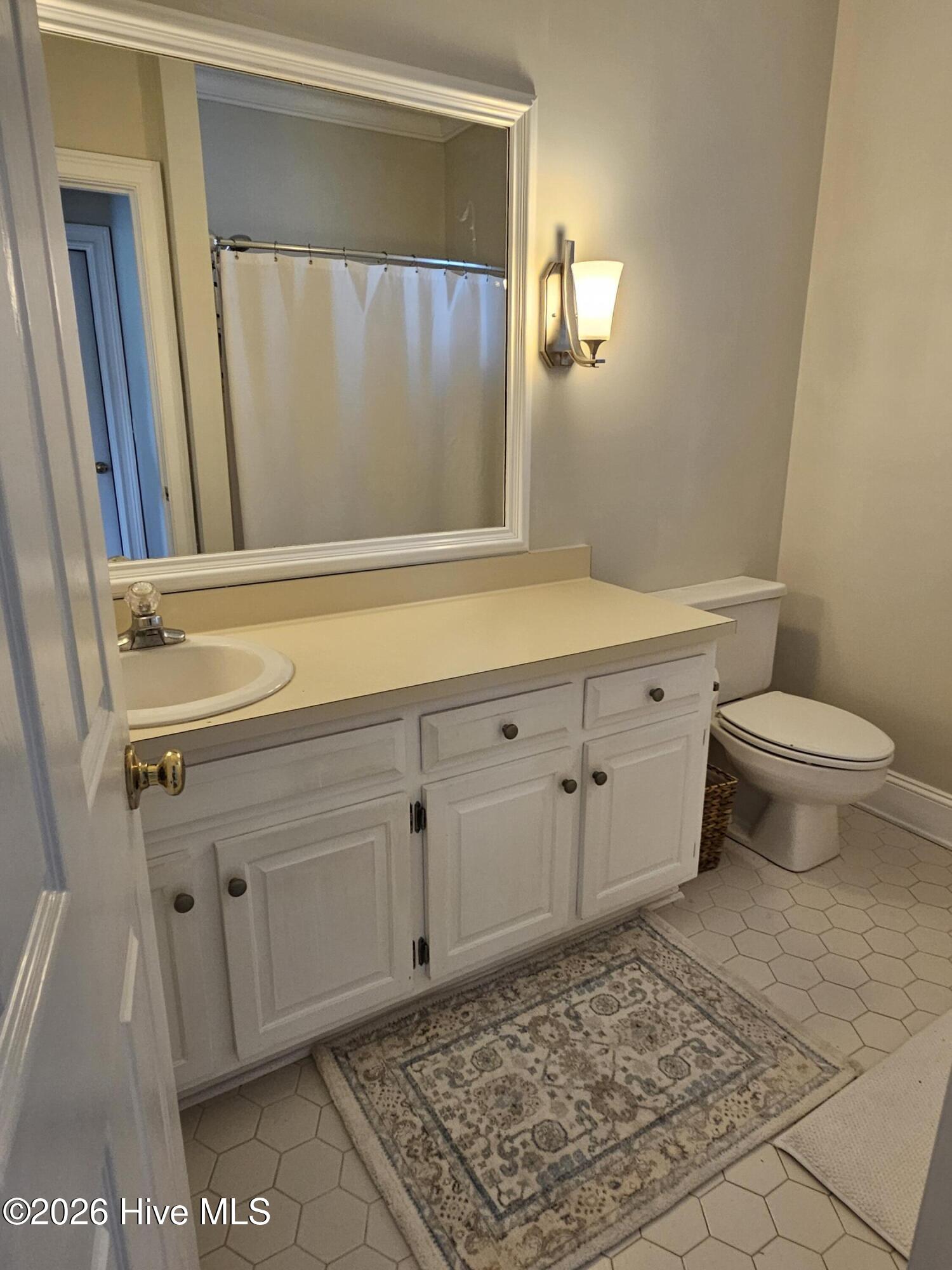 110 Foxcroft Drive Property Photo 18