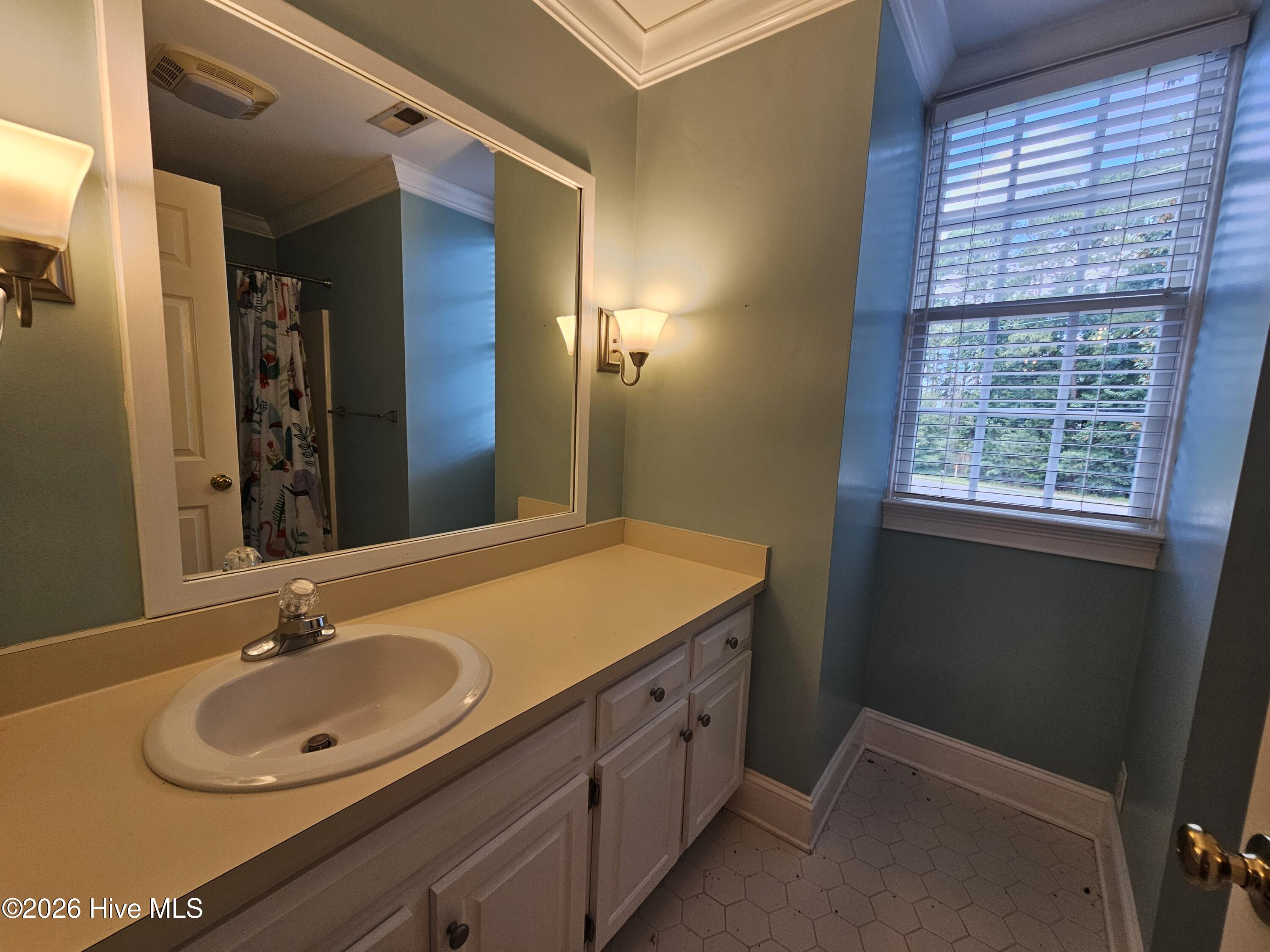 110 Foxcroft Drive Property Photo 23
