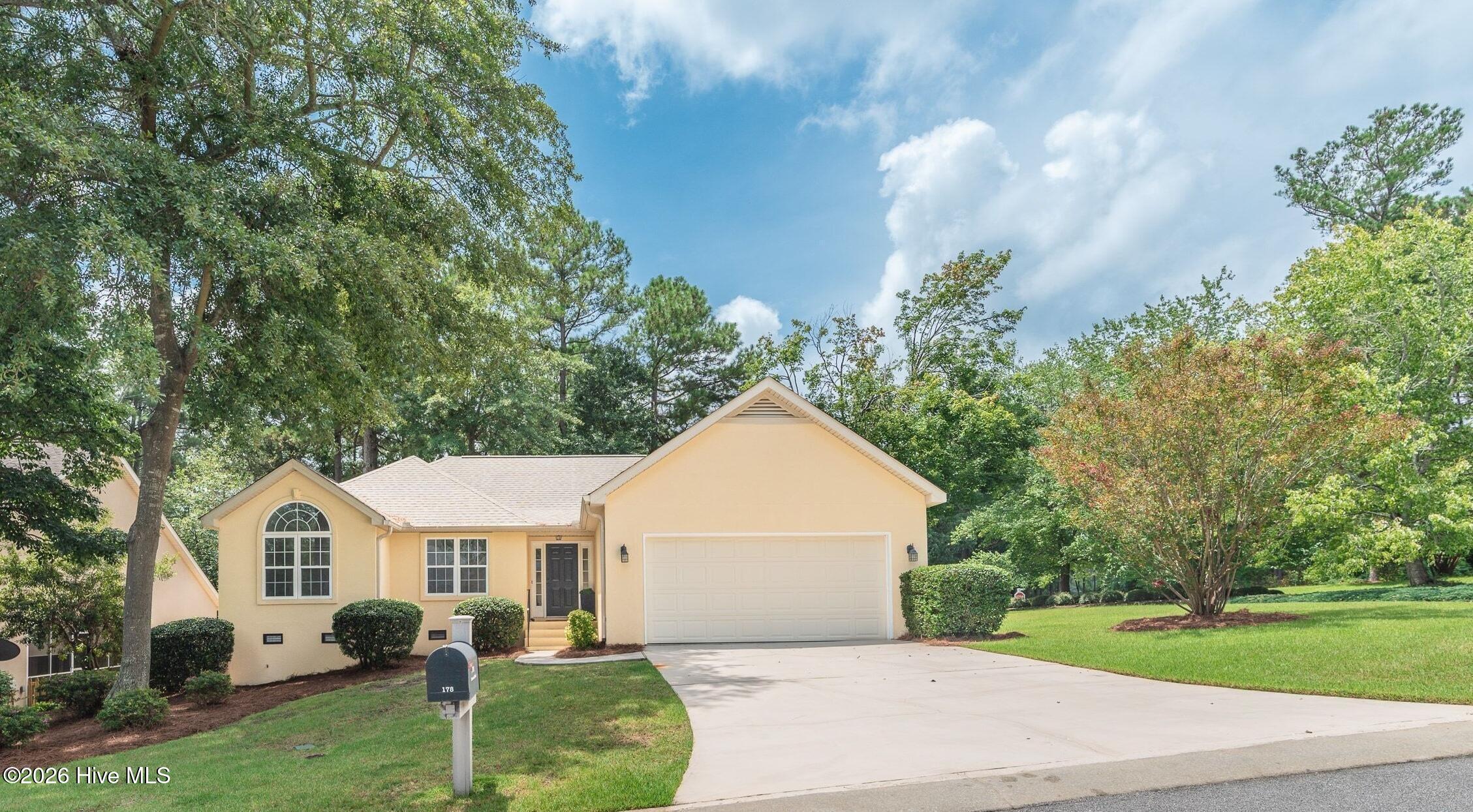 178 Boxwood Road Property Photo 1