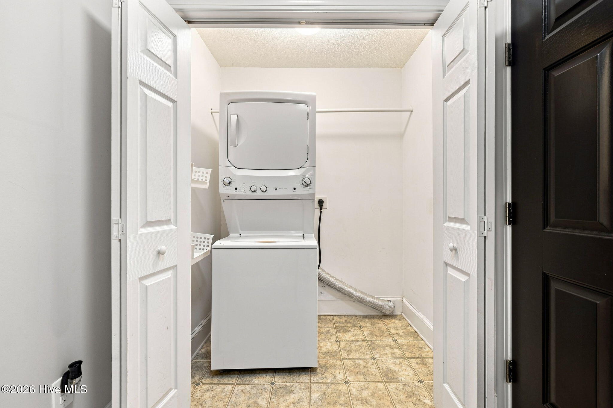 1303 Sonata Street Property Photo 24