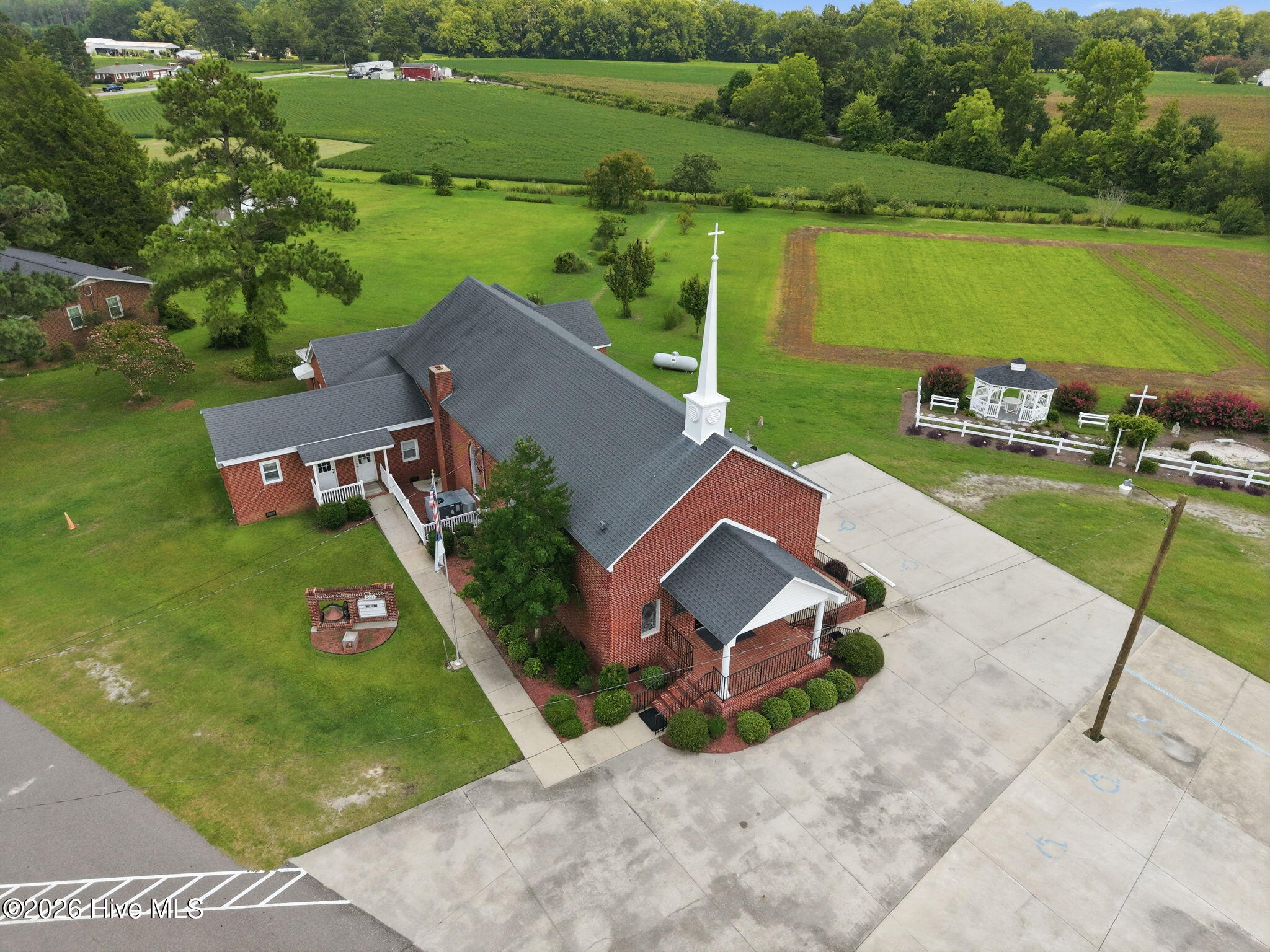 2611 Fire House Road Property Photo 8
