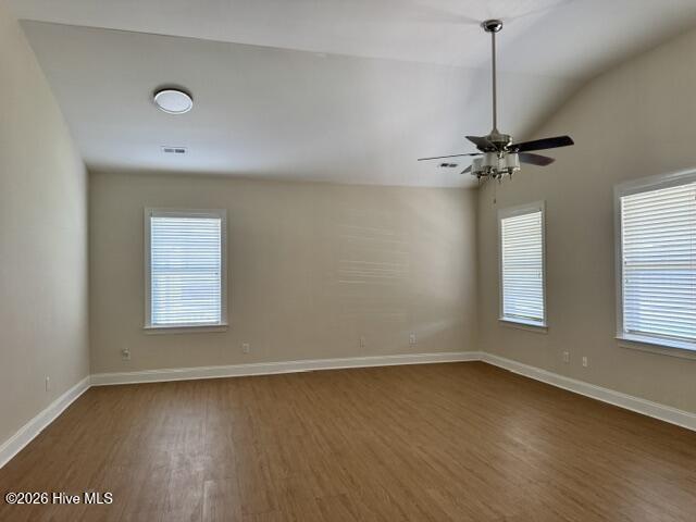 4975 N Hampton Drive Se Property Photo 8
