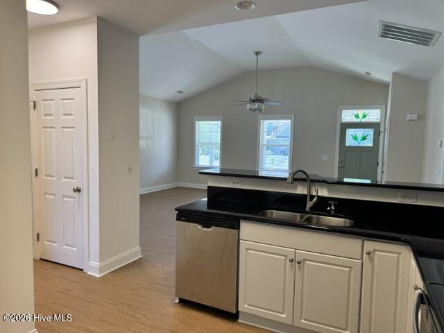 4975 N Hampton Drive Se Property Photo 14