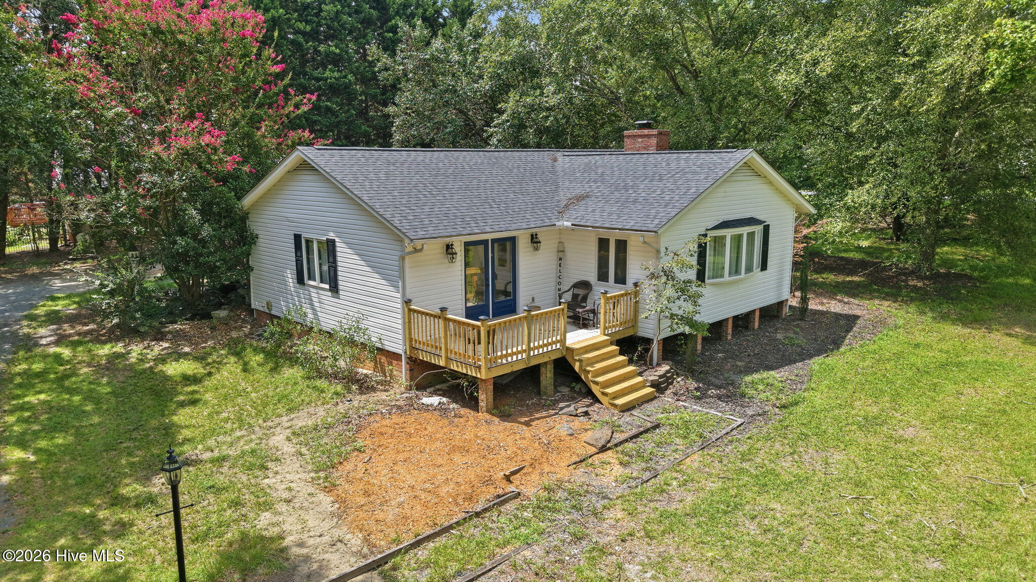 102 Juniper Court Property Photo 1