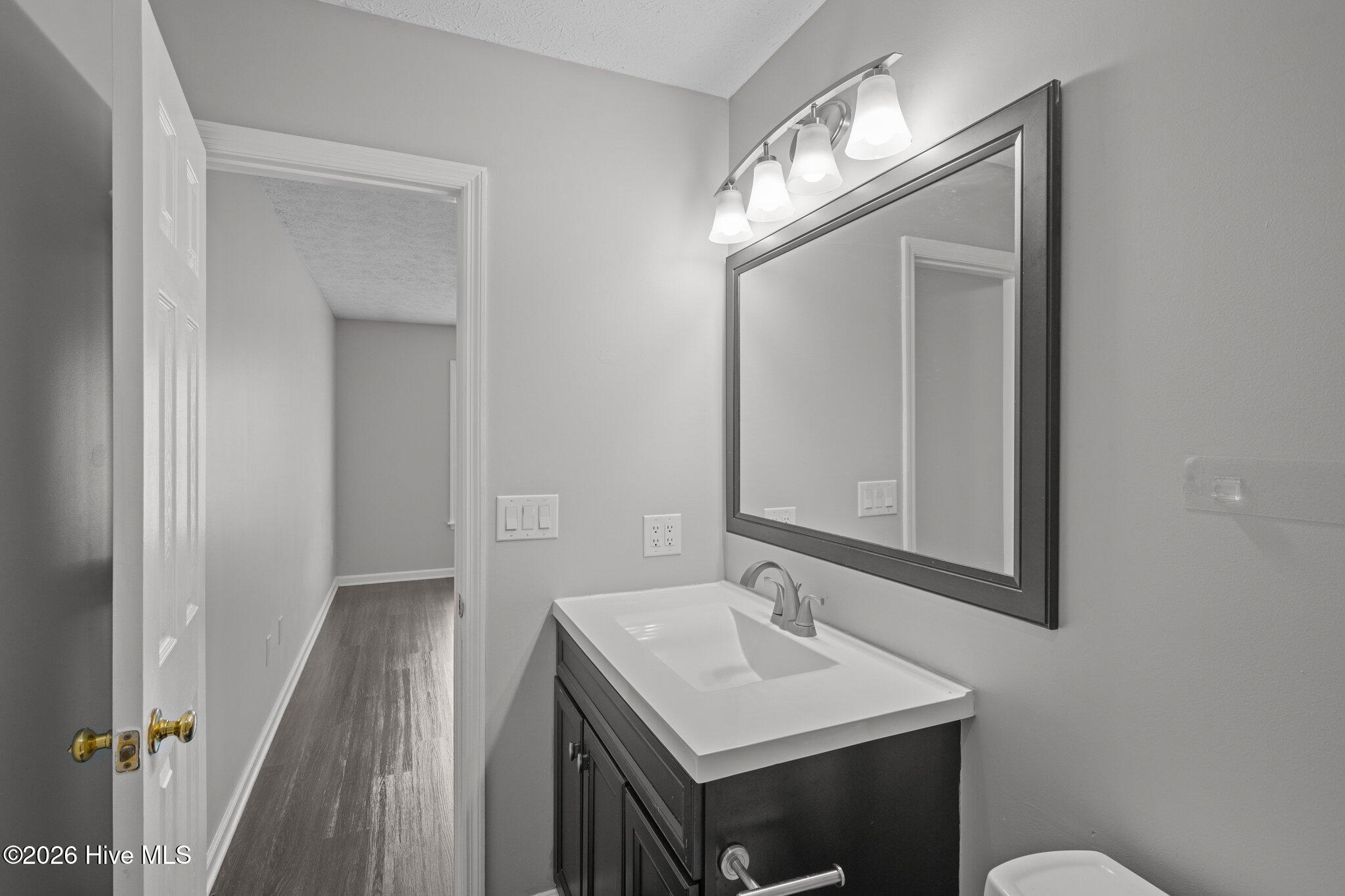 225 John Court Property Photo 15