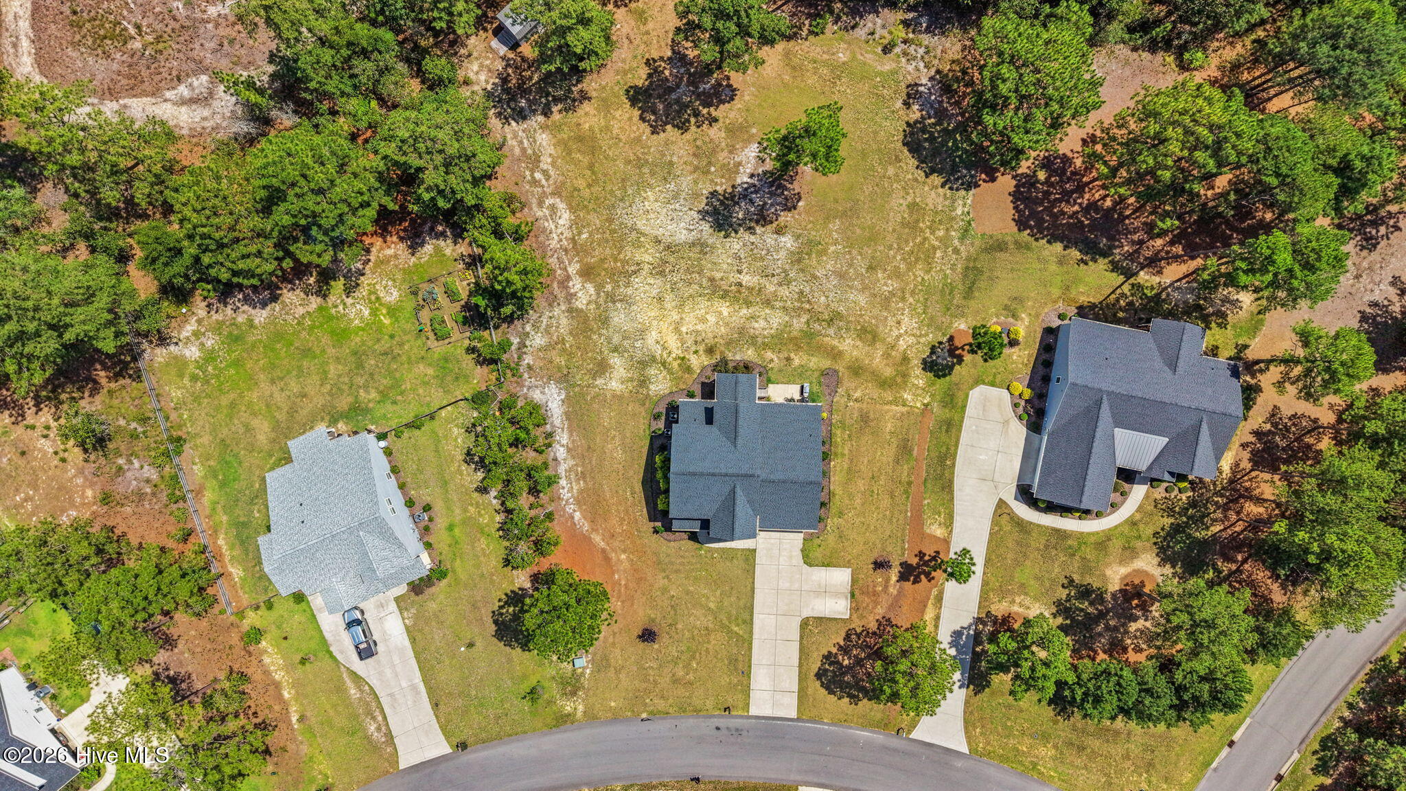 104 Fox Ridge Drive Property Photo 8