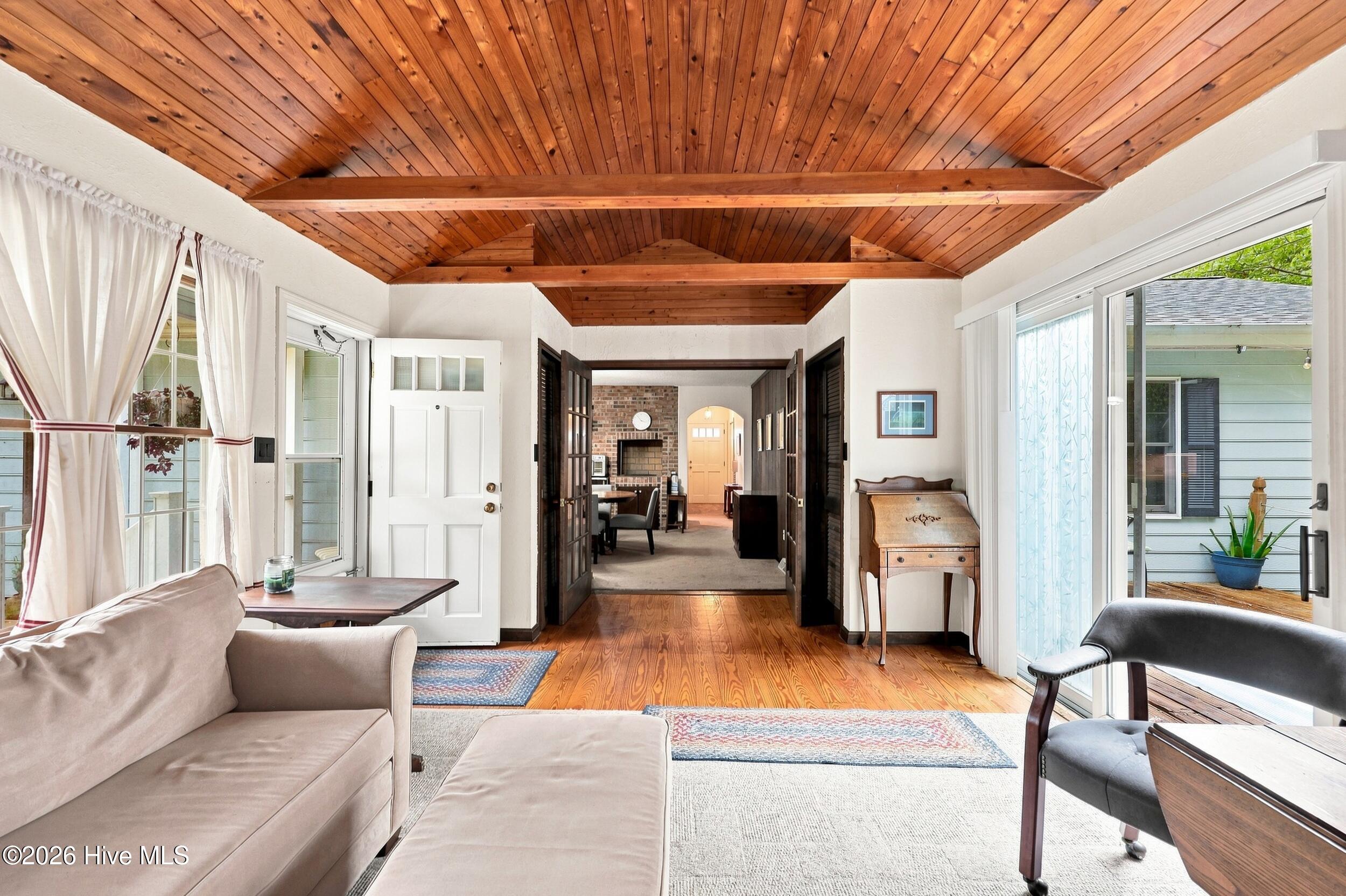1901 Ulster Drive Property Photo 15