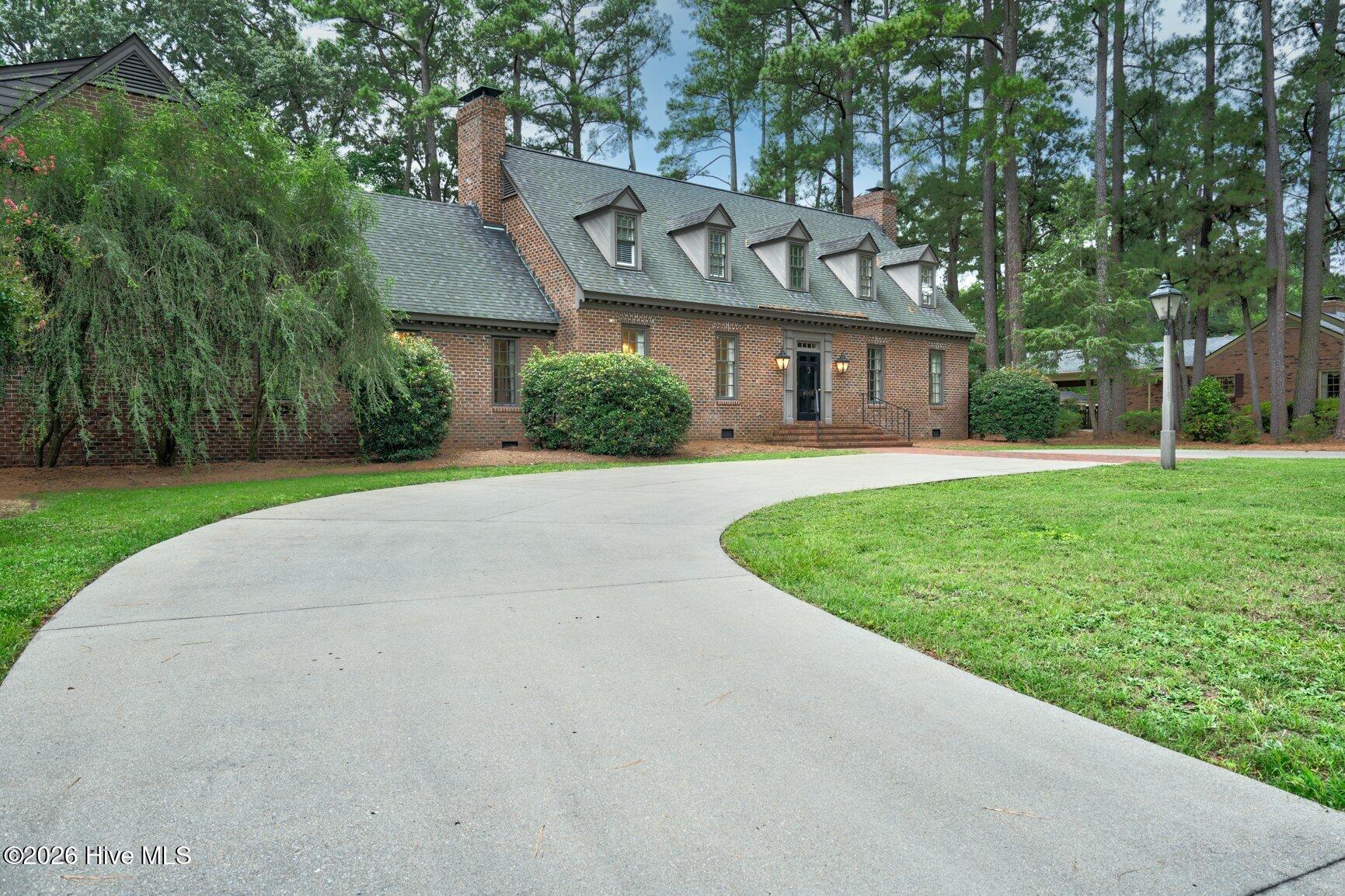 4001 Lochinvar Lane Property Photo 3