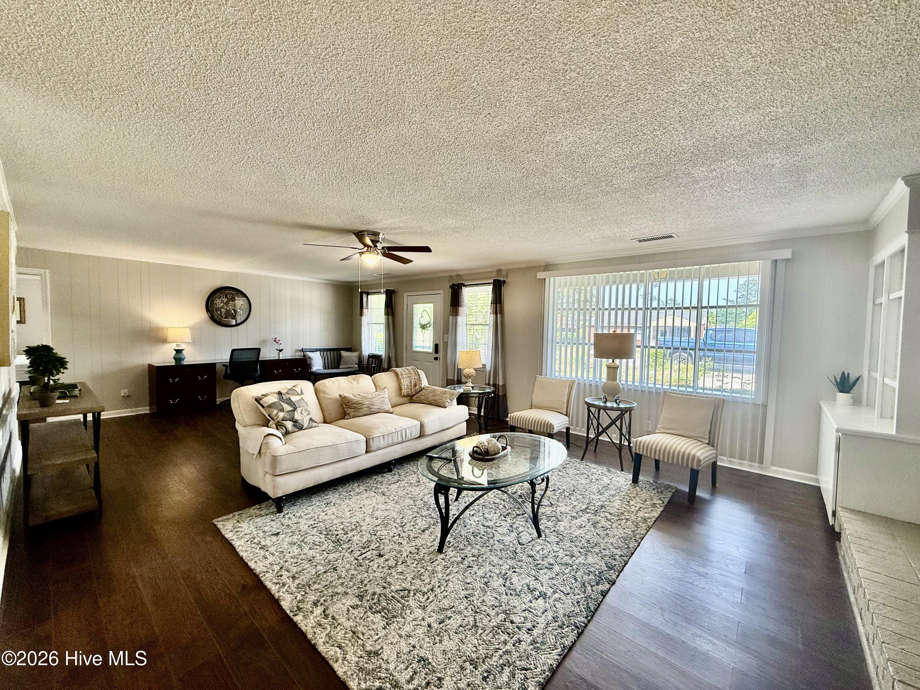 2514 Elderberry Drive Property Photo 3