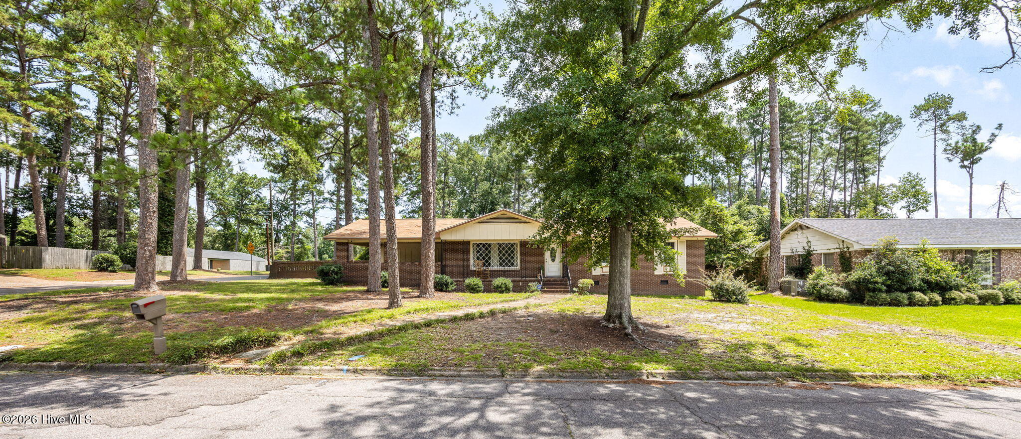 1904 Valley Spring Road Property Photo 5