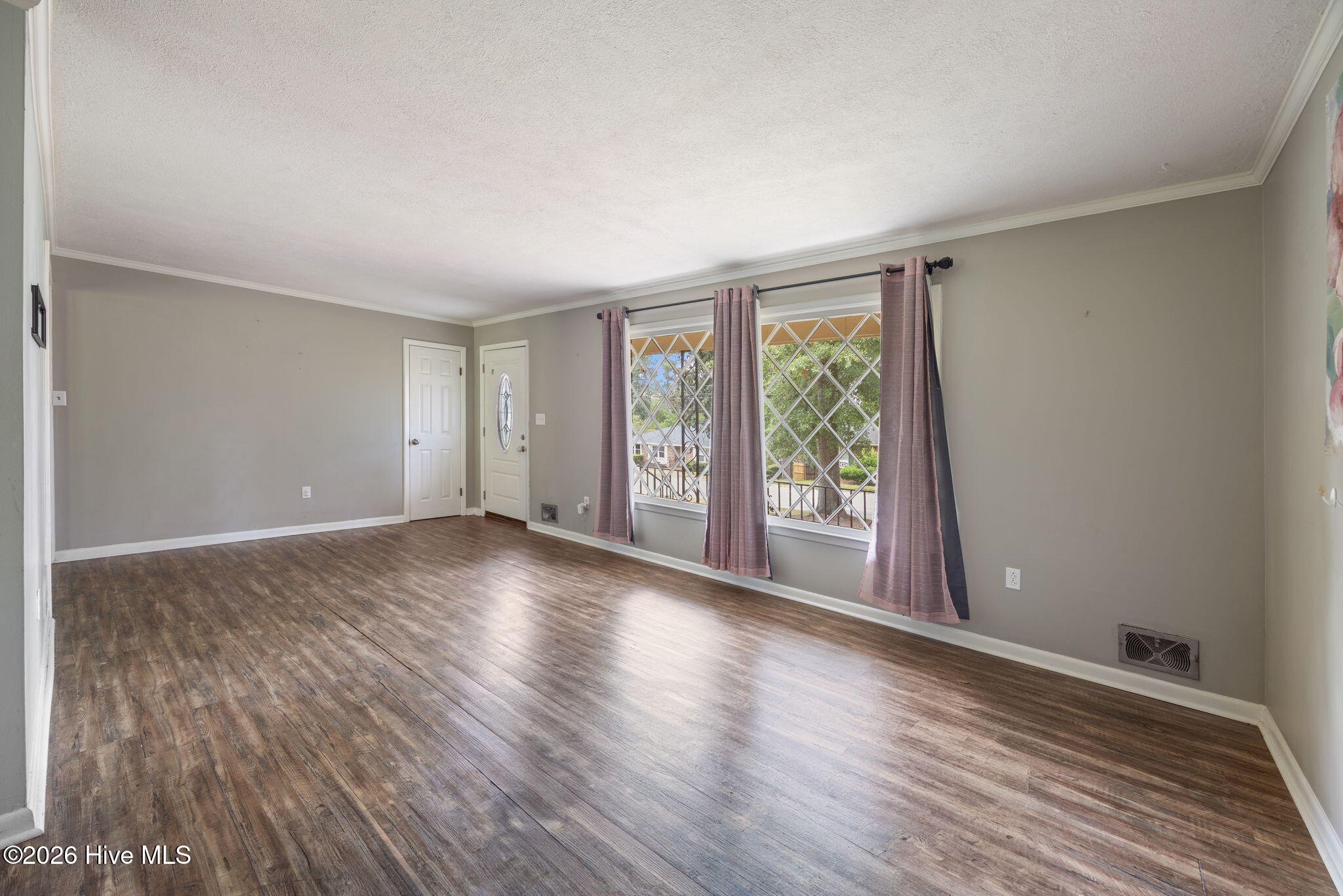 1904 Valley Spring Road Property Photo 15