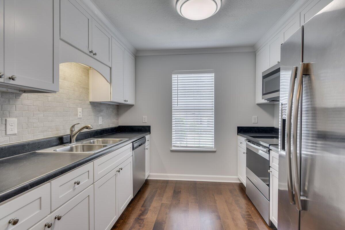 524 Brians Way Property Photo 4