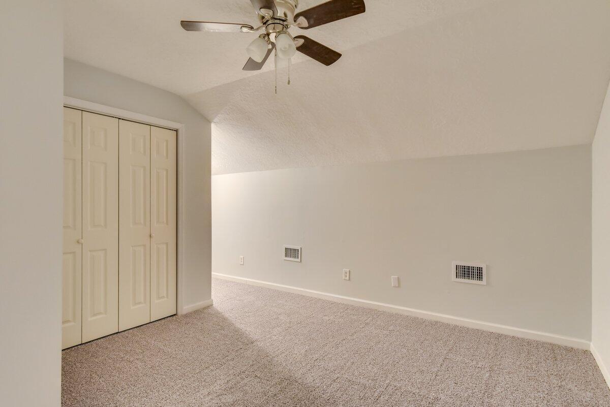 524 Brians Way Property Photo 7