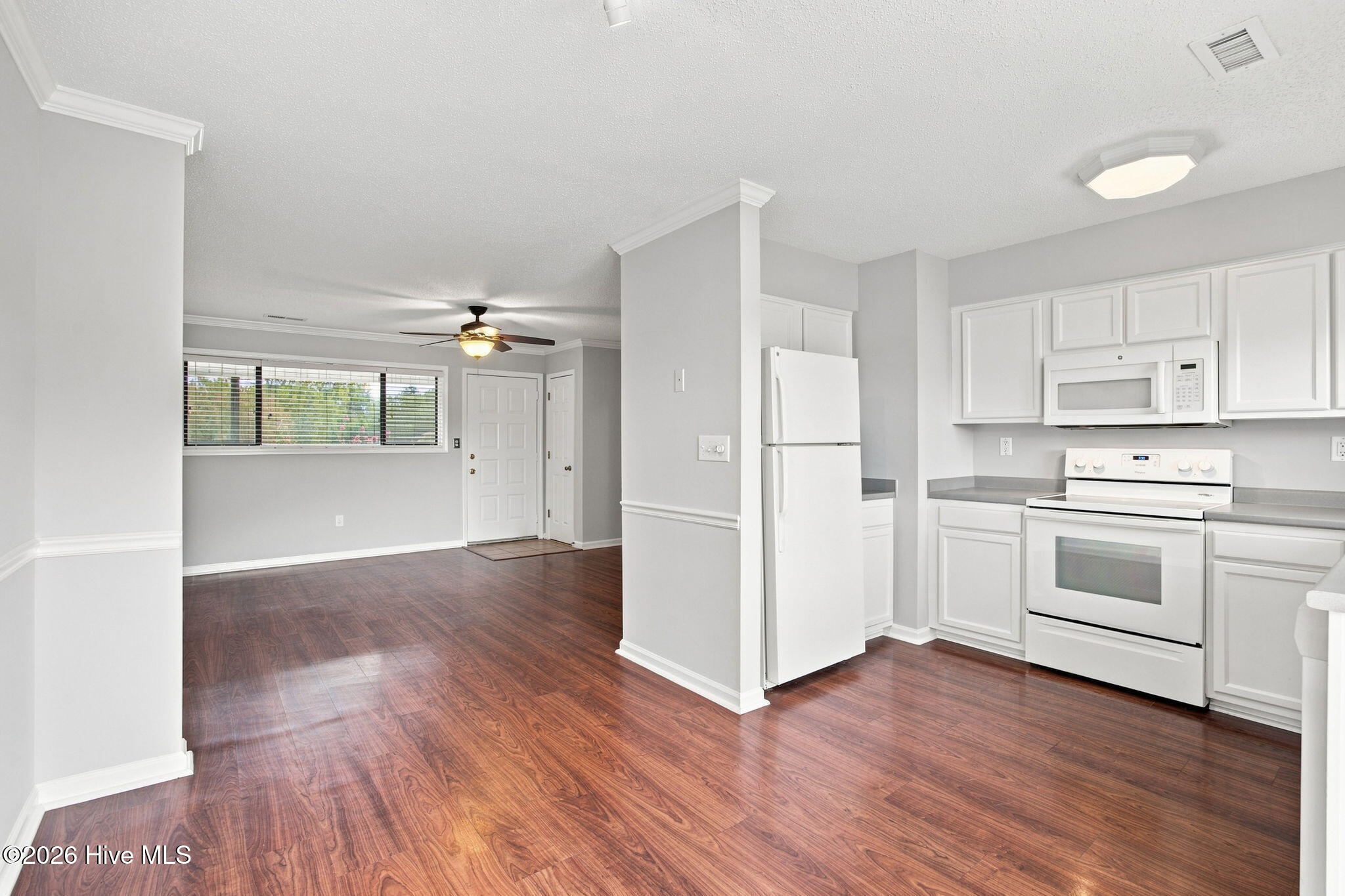 4187 Spirea Drive Property Photo 8